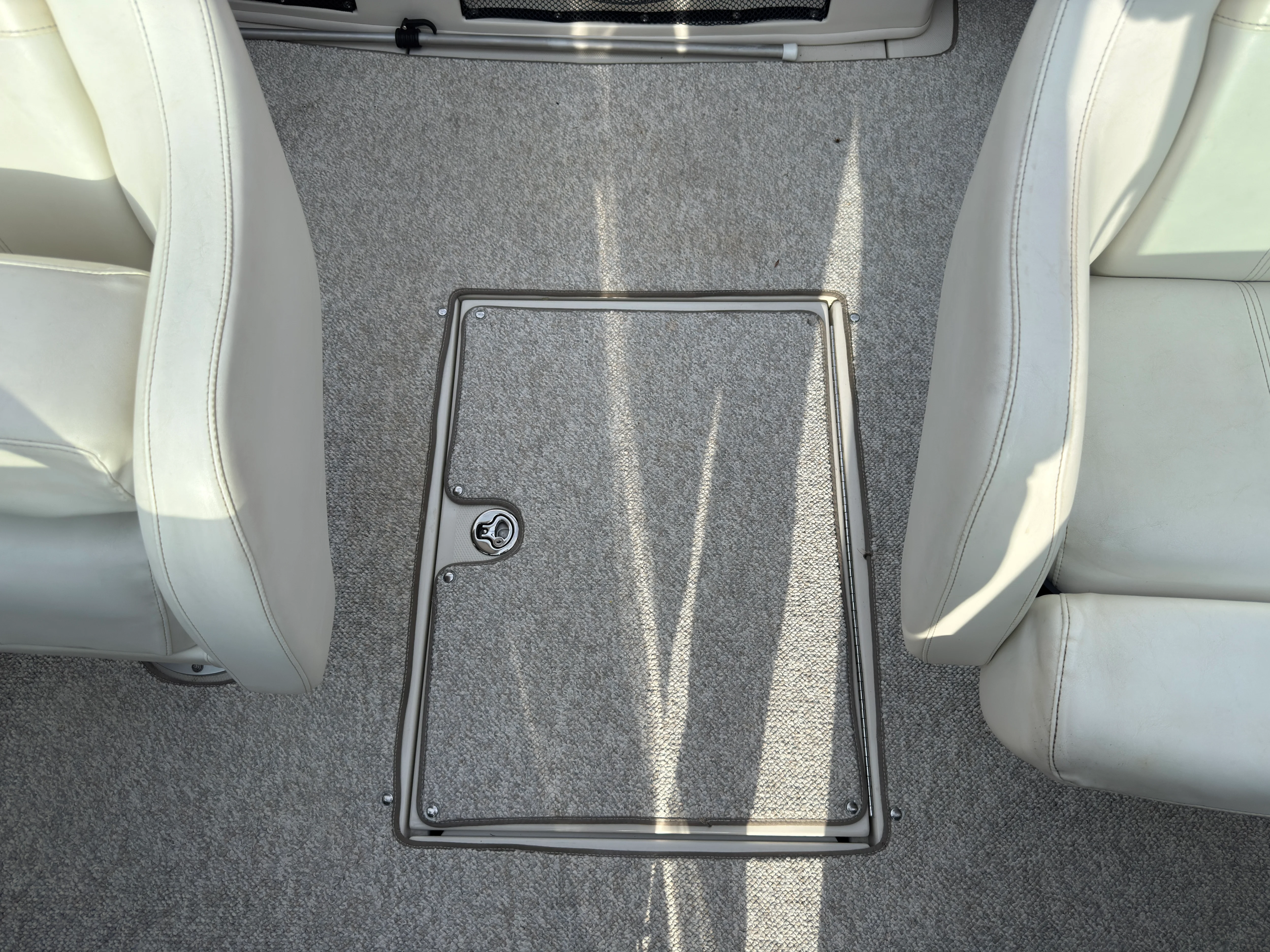 2008 Sea Ray 230 SELECT Image Thumbnail #13