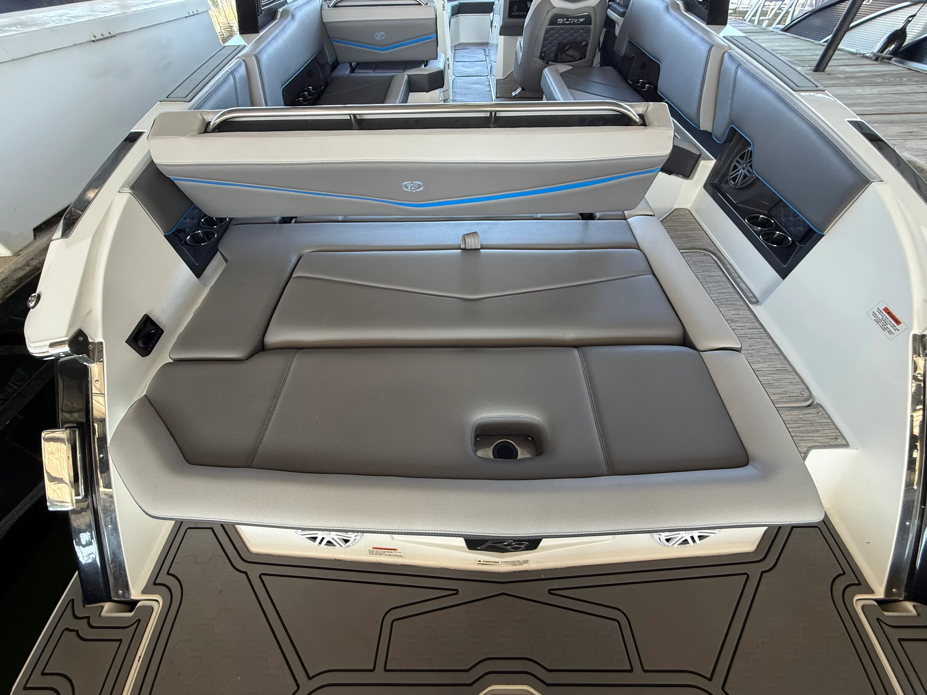 2022 Cobalt R8 SURF Image Thumbnail #14