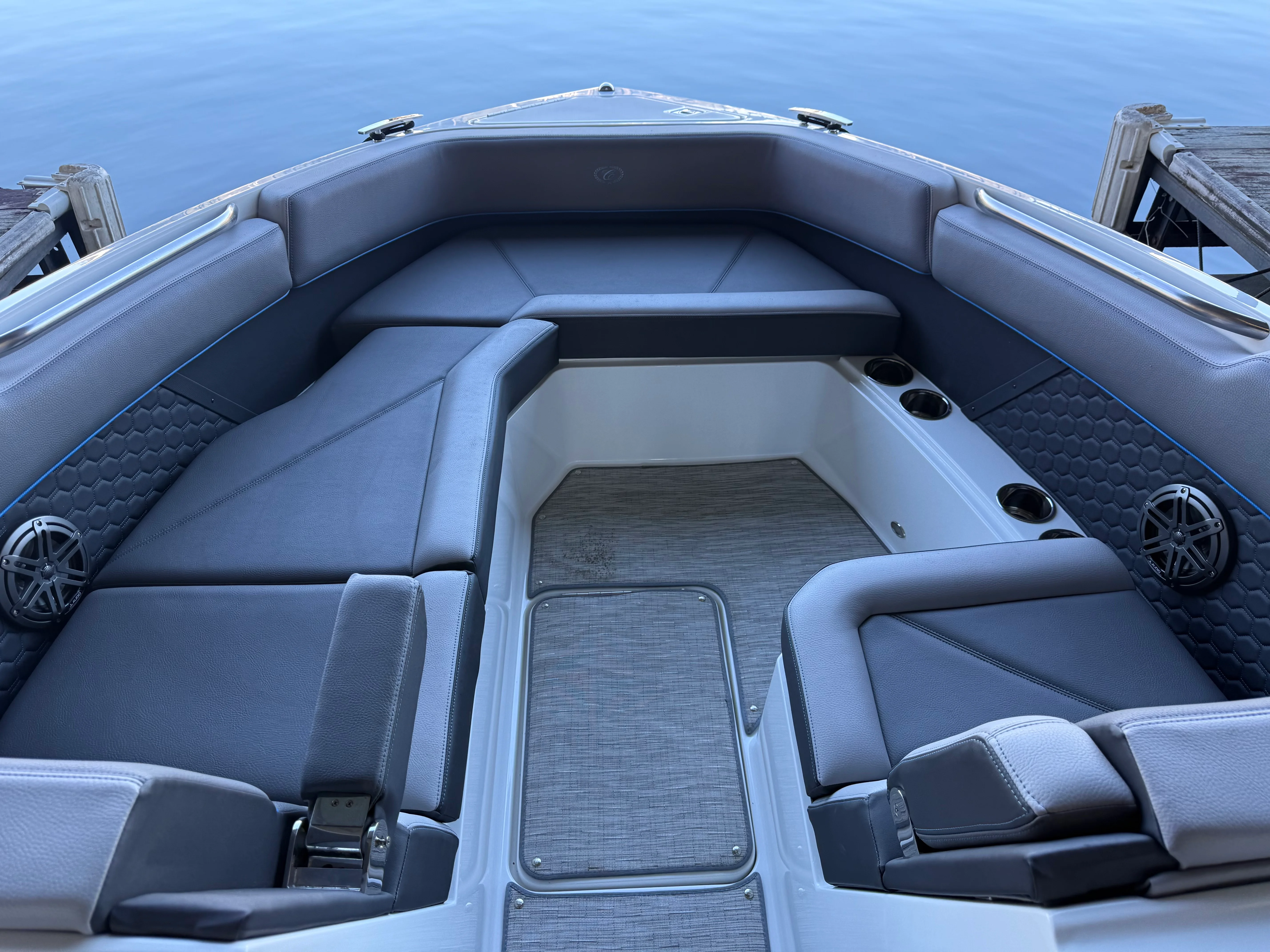 2022 Cobalt R8 SURF Image Thumbnail #40