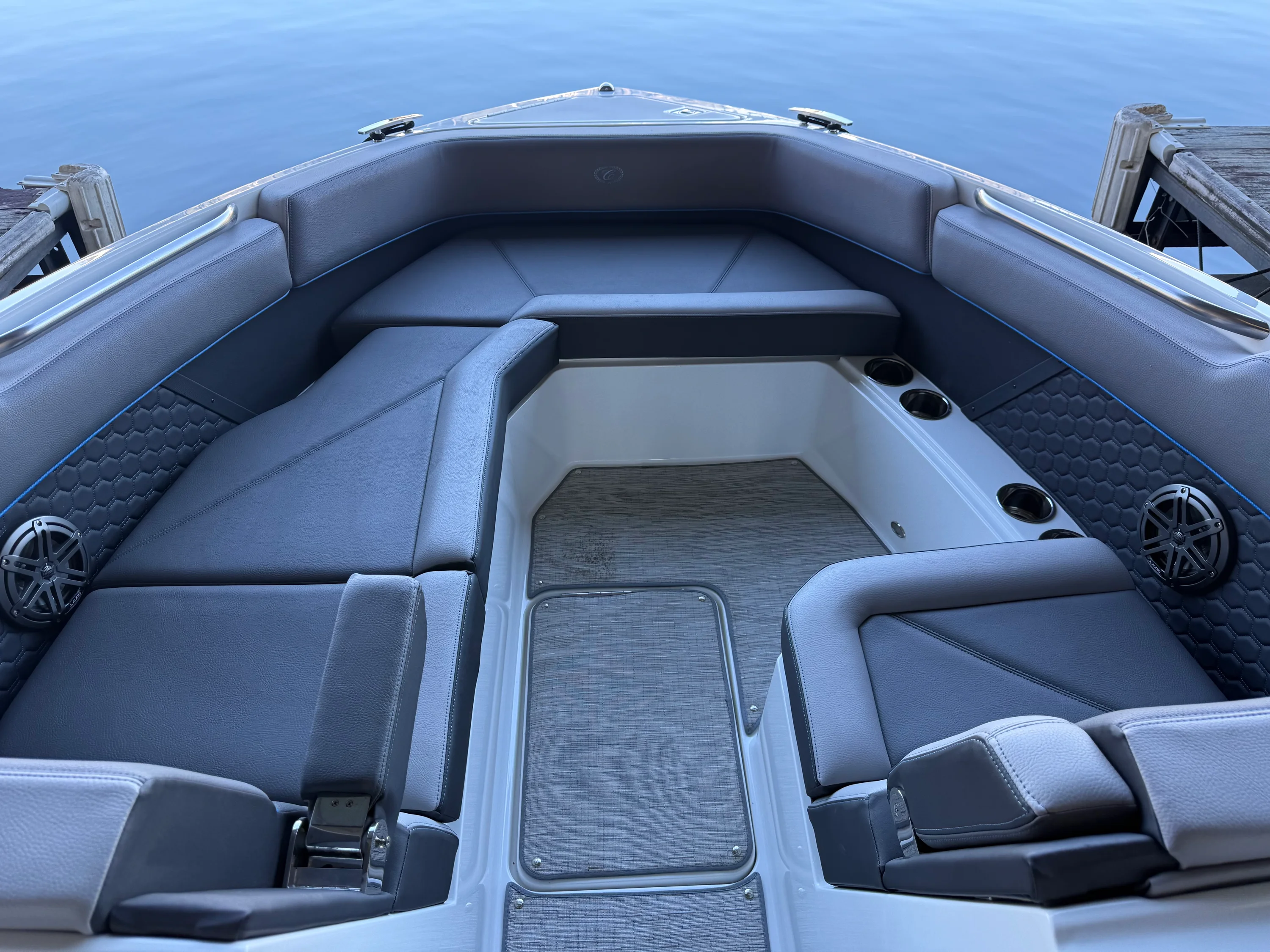 2022 Cobalt R8 SURF Image Thumbnail #40