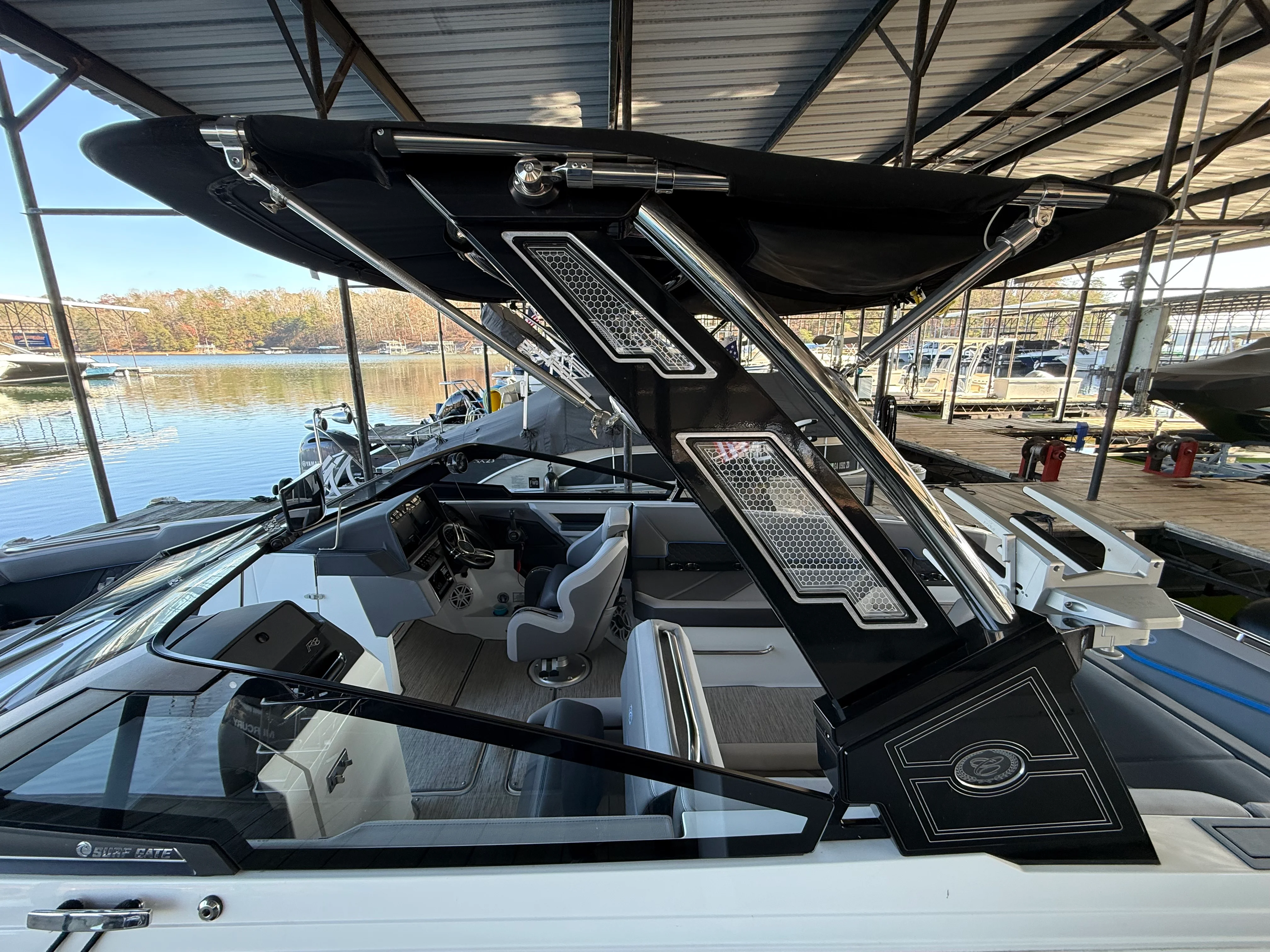 2022 Cobalt R8 SURF Image Thumbnail #7