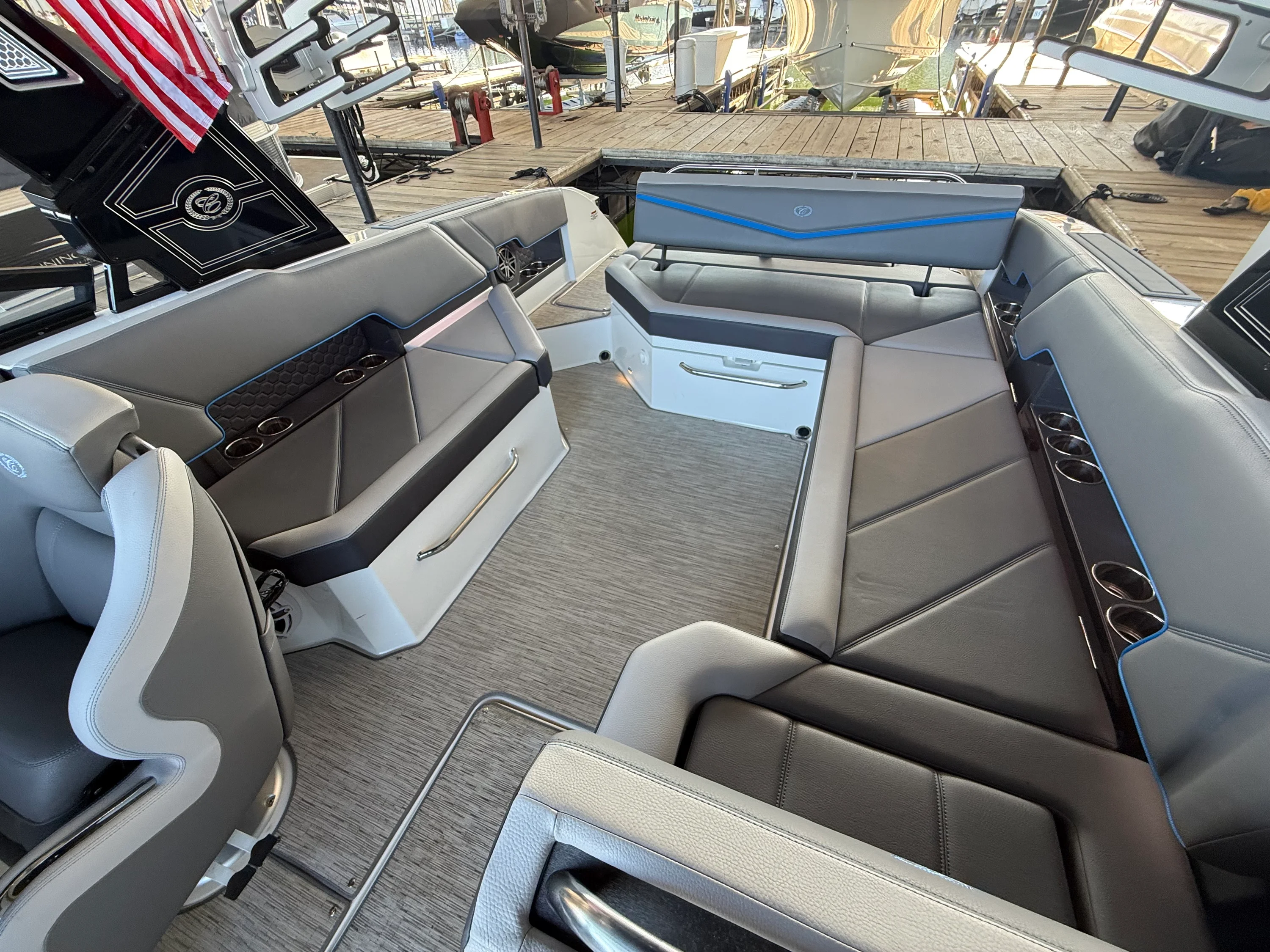 2022 Cobalt R8 SURF Image Thumbnail #35