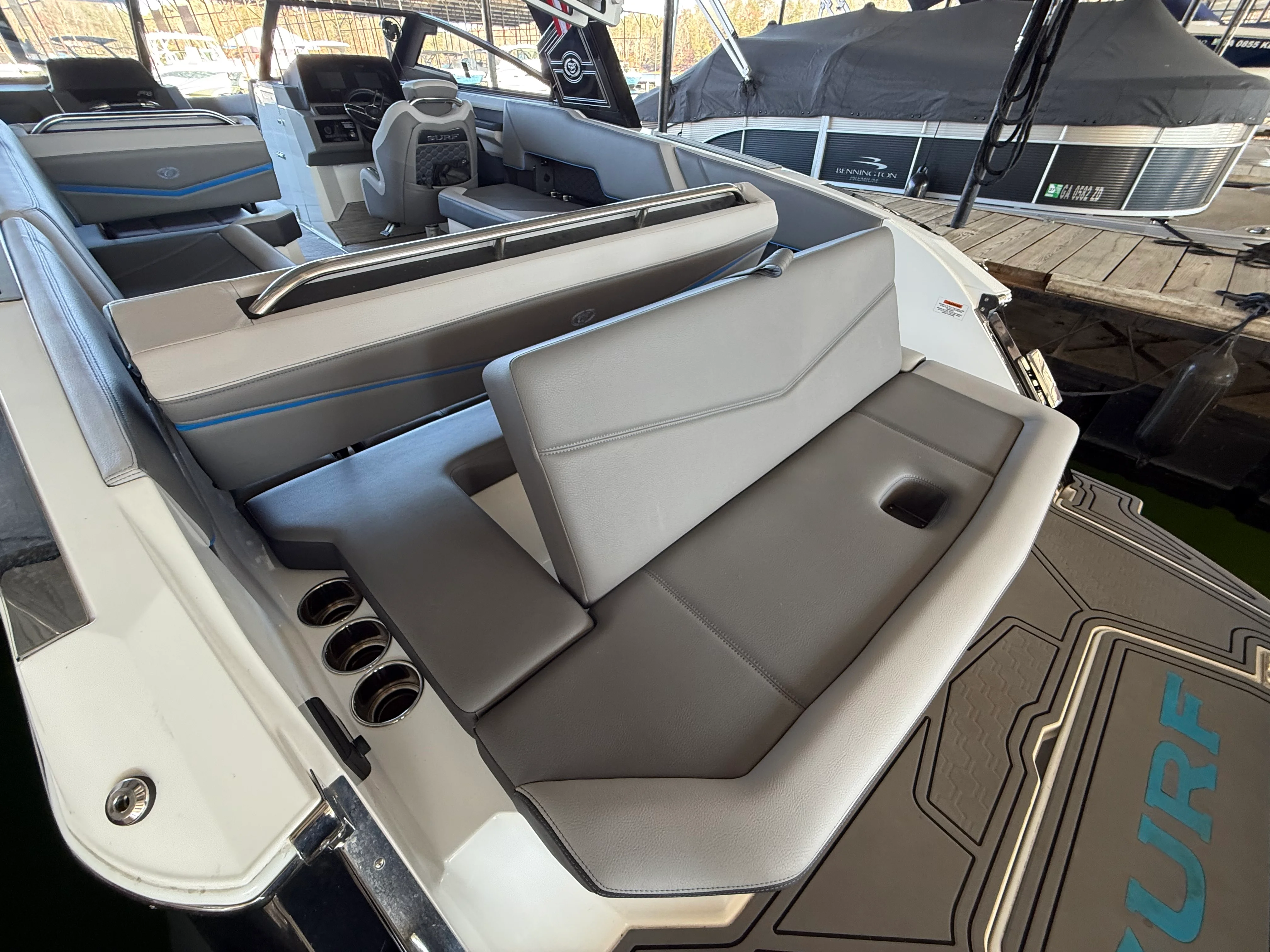 2022 Cobalt R8 SURF Image Thumbnail #16