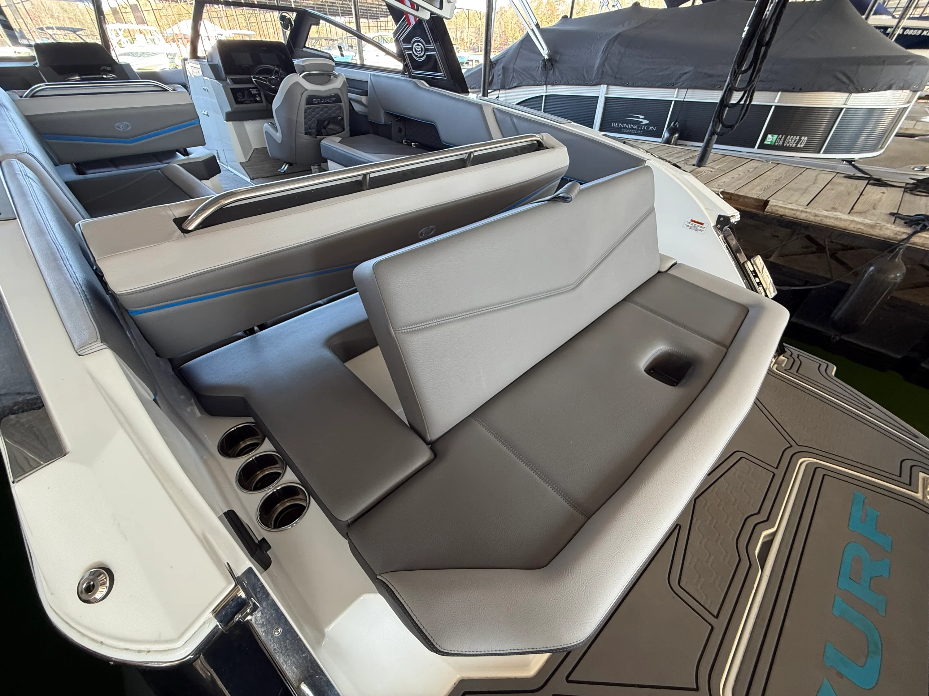 2022 Cobalt R8 SURF Image Thumbnail #16