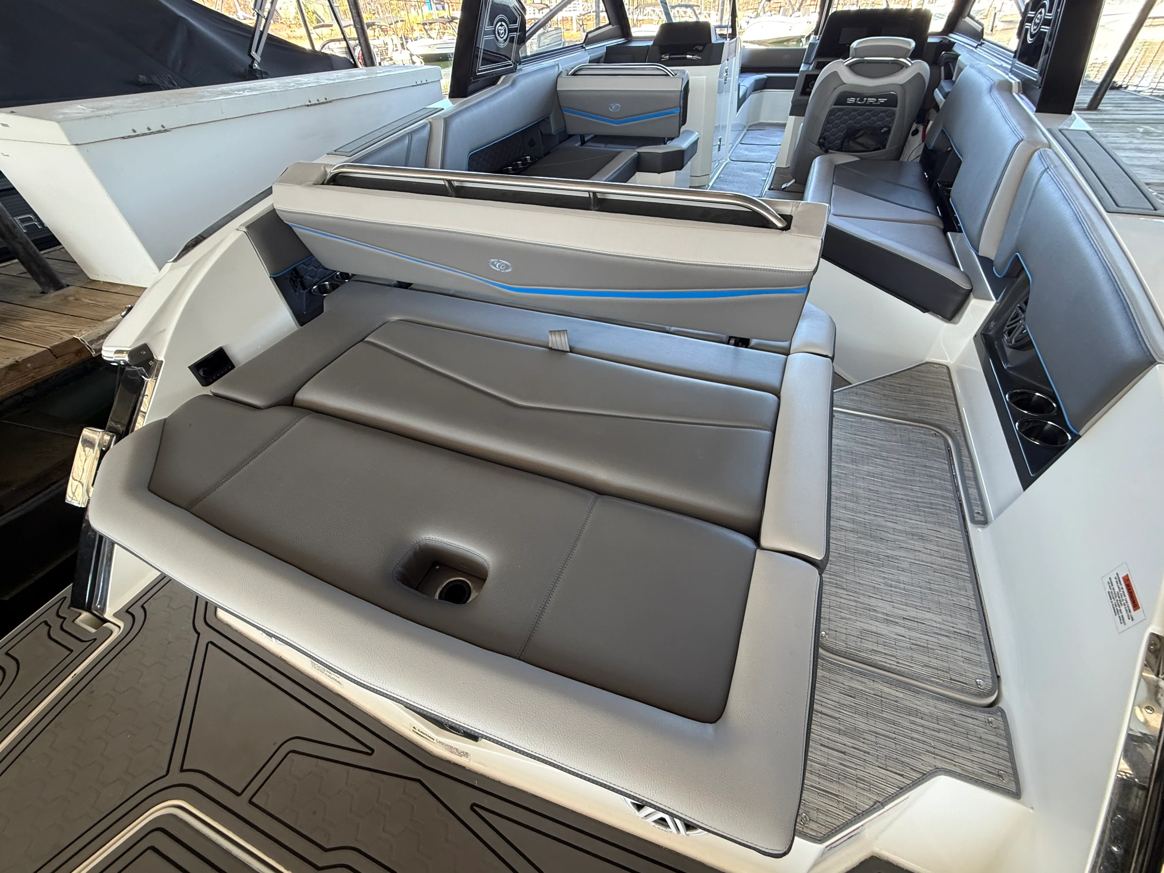 2022 Cobalt R8 SURF Image Thumbnail #18