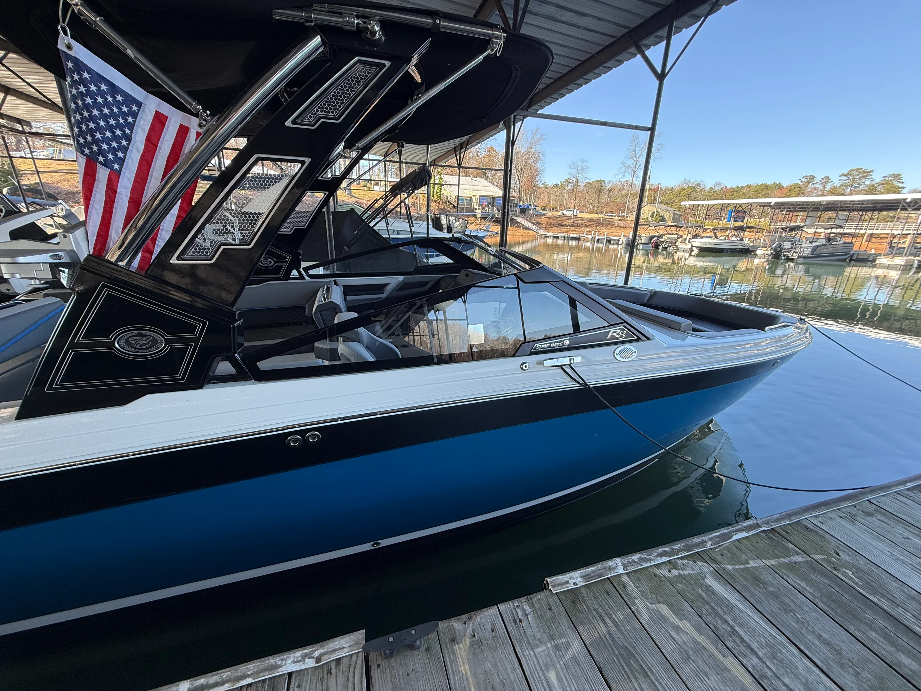 2022 Cobalt R8 SURF Image Thumbnail #1