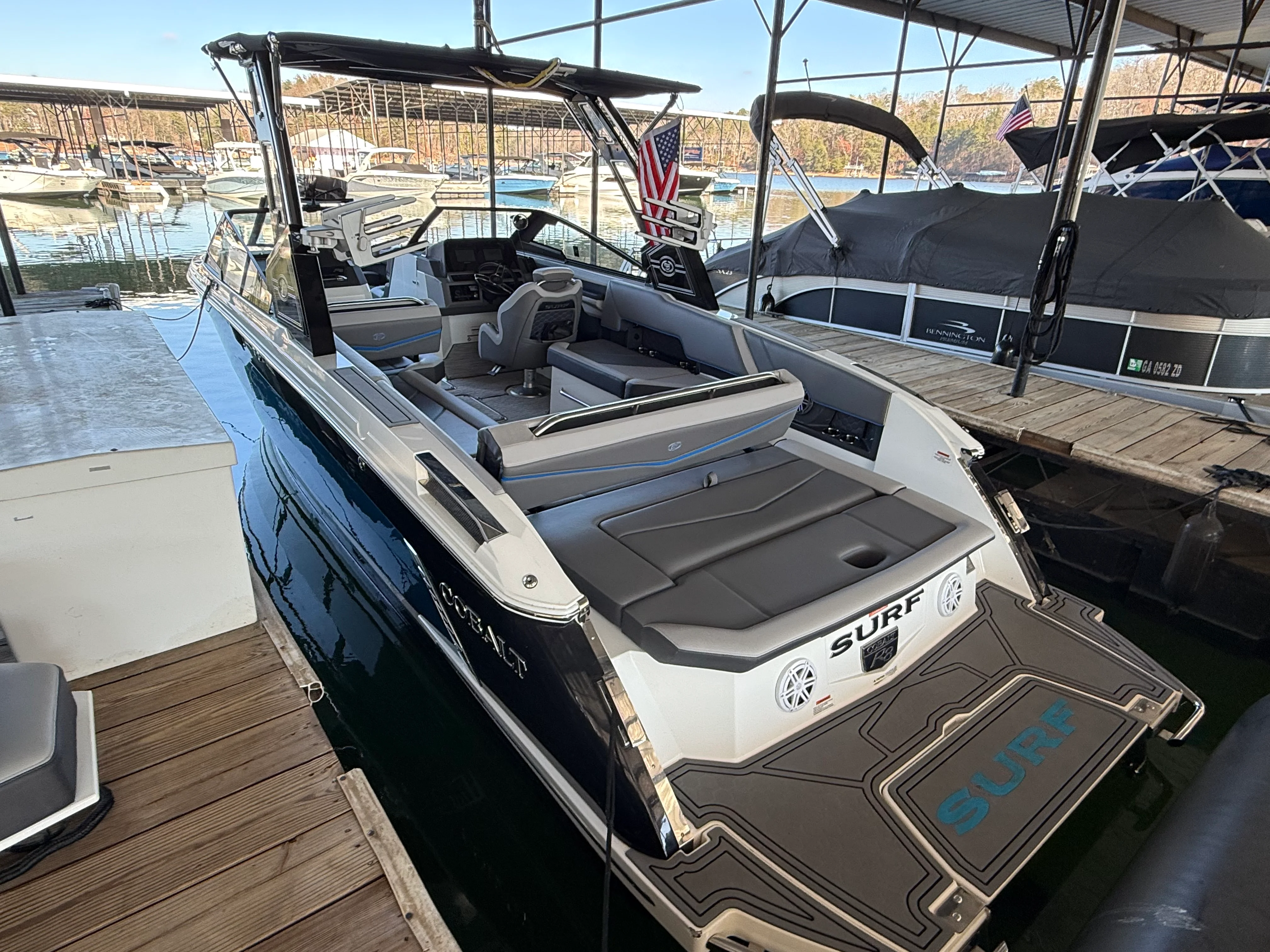 2022 Cobalt R8 SURF Image Thumbnail #10