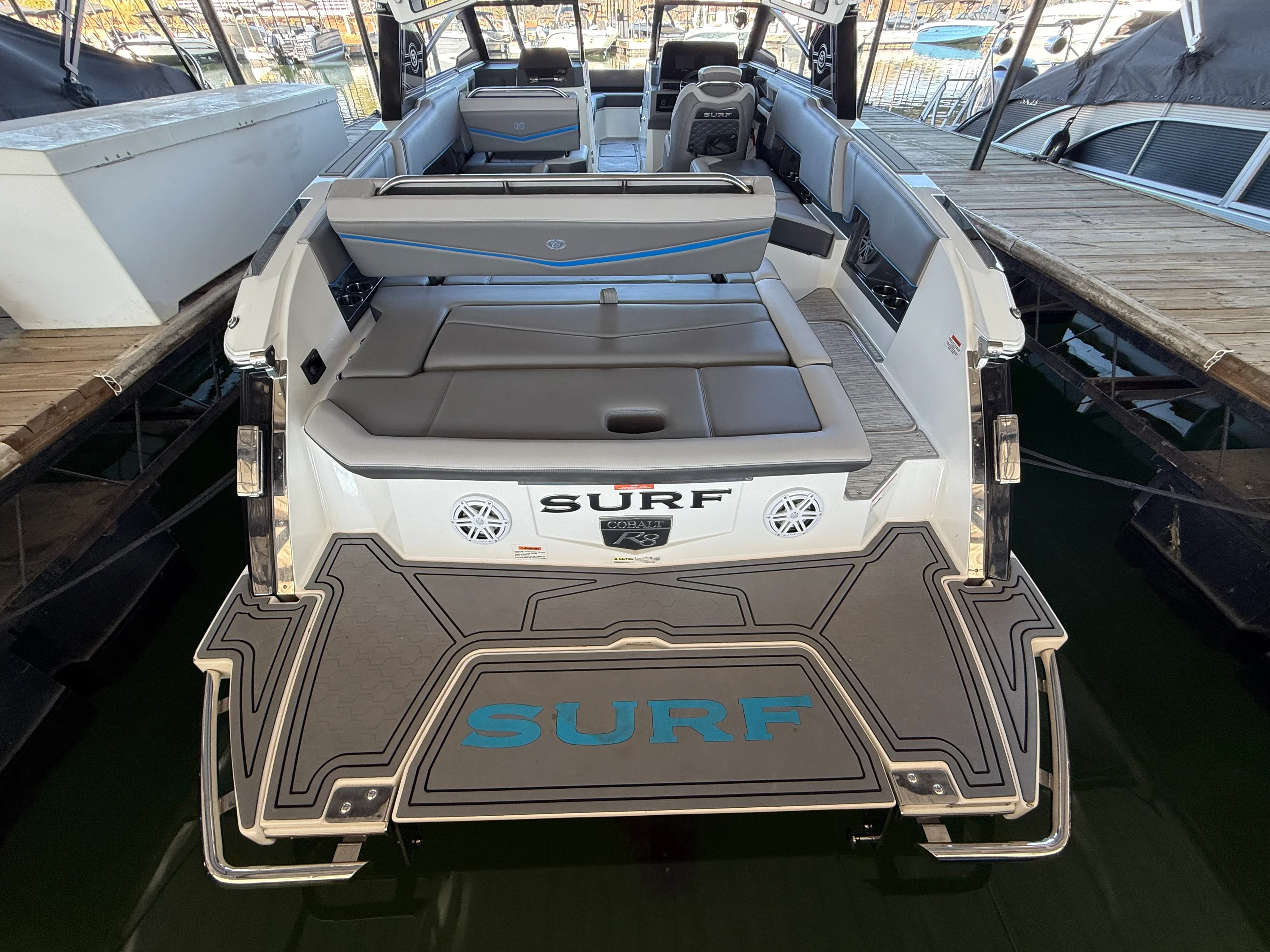 2022 Cobalt R8 SURF Image Thumbnail #12