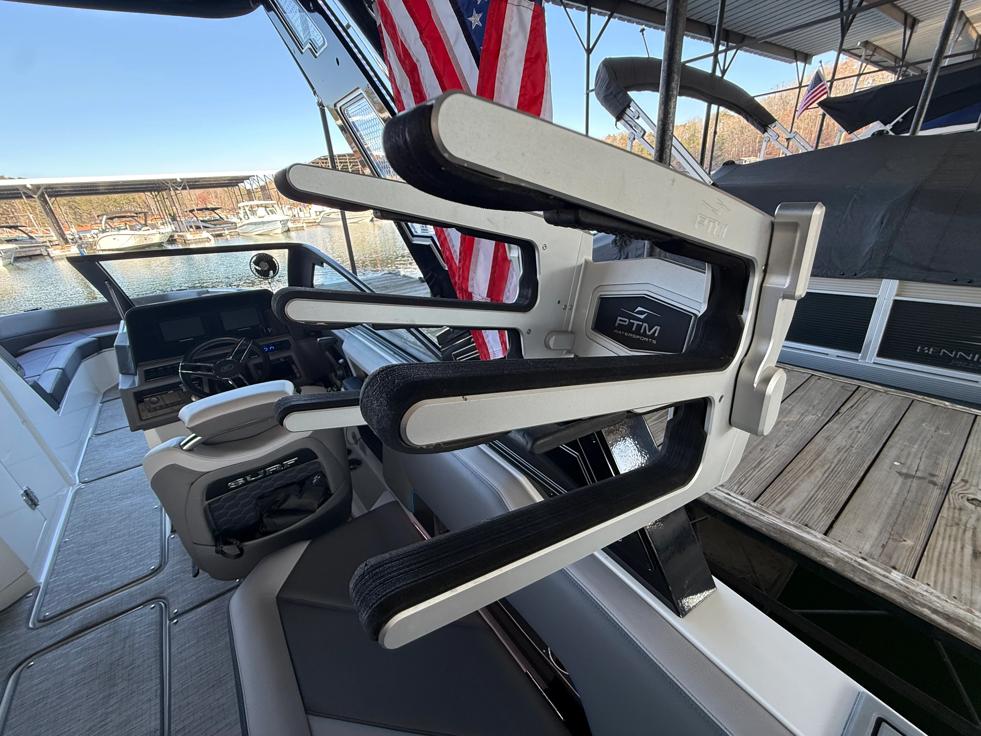 2022 Cobalt R8 SURF Image Thumbnail #27