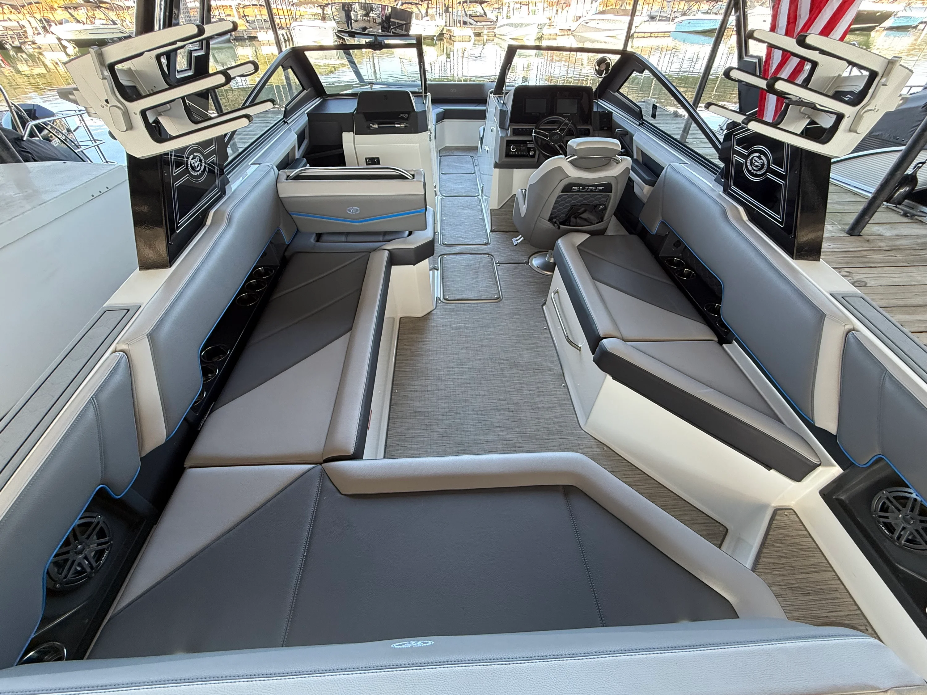 2022 Cobalt R8 SURF Image Thumbnail #19