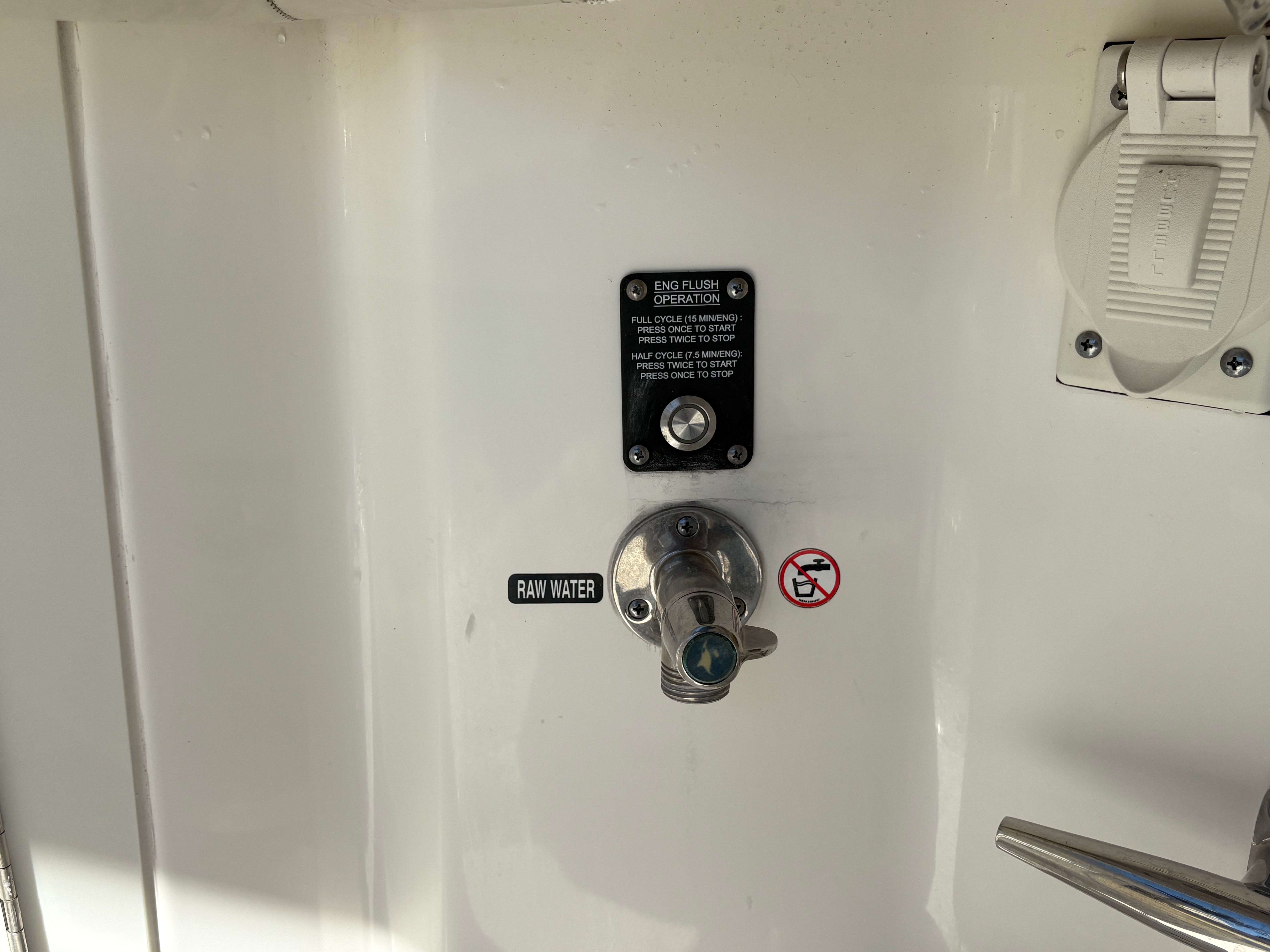 2021 Boston Whaler 345 CONQUEST Image Thumbnail #30