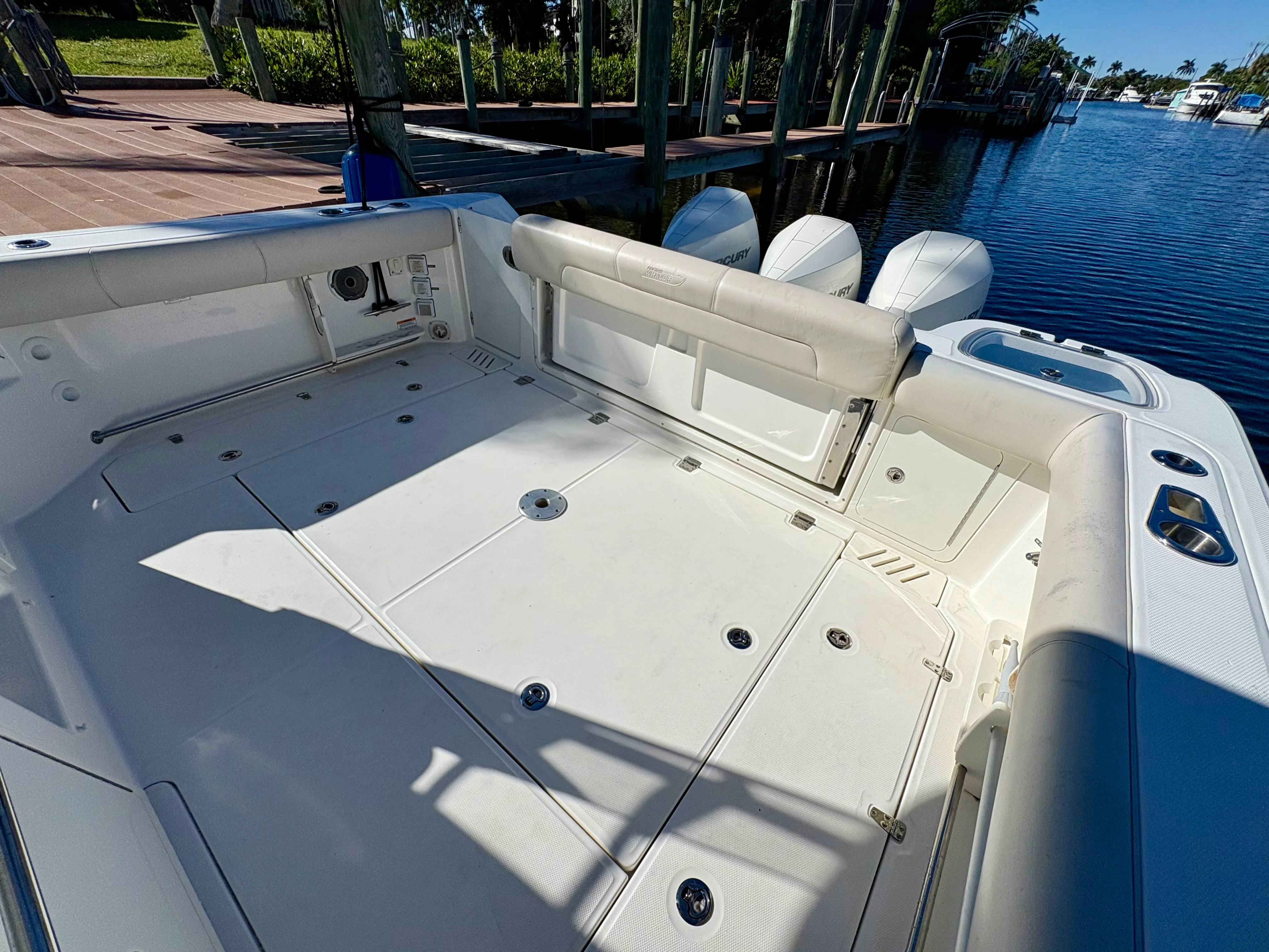 2021 Boston Whaler 345 CONQUEST Image Thumbnail #24