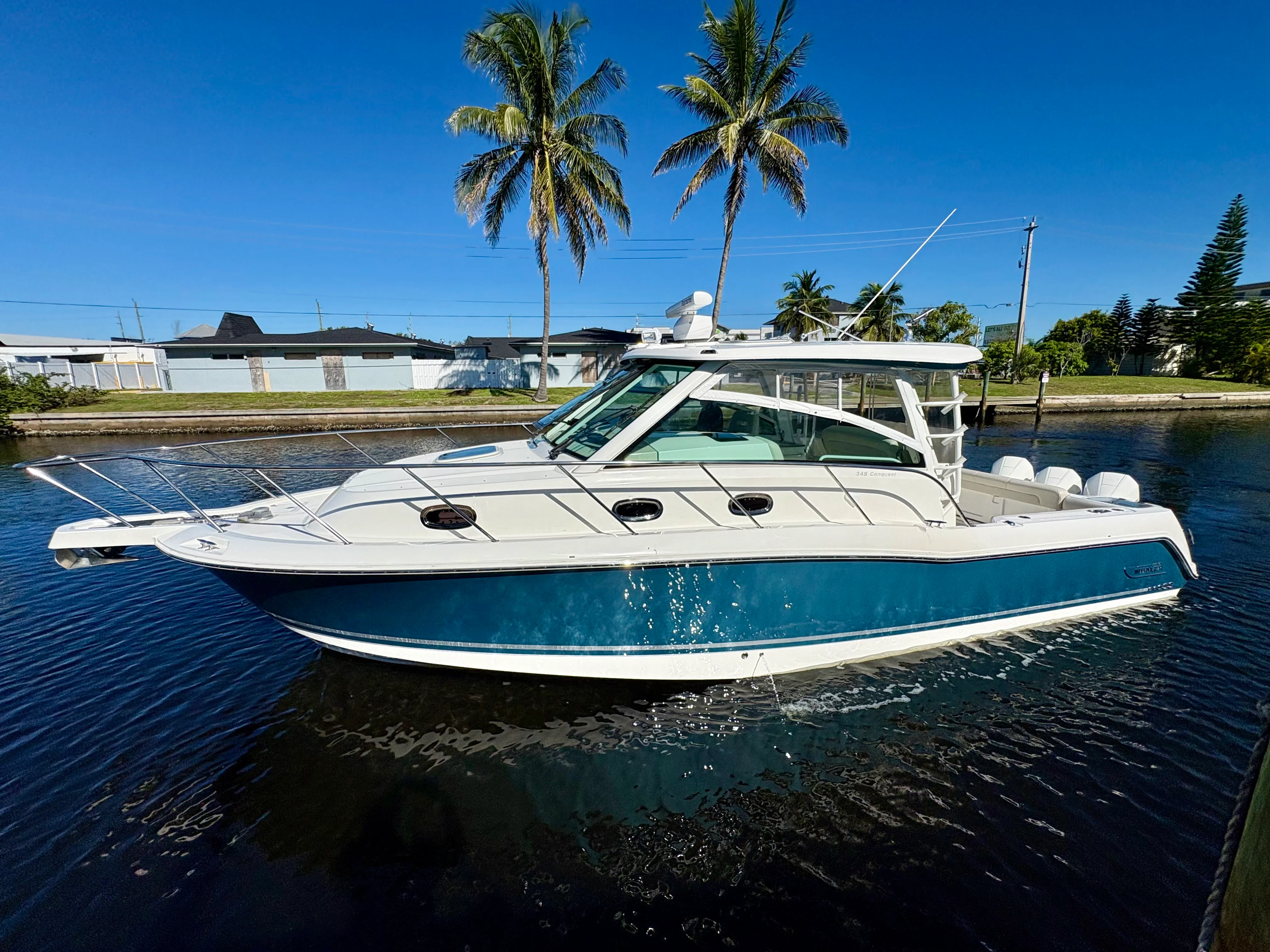 2021 Boston Whaler 345 CONQUEST Image Thumbnail #14