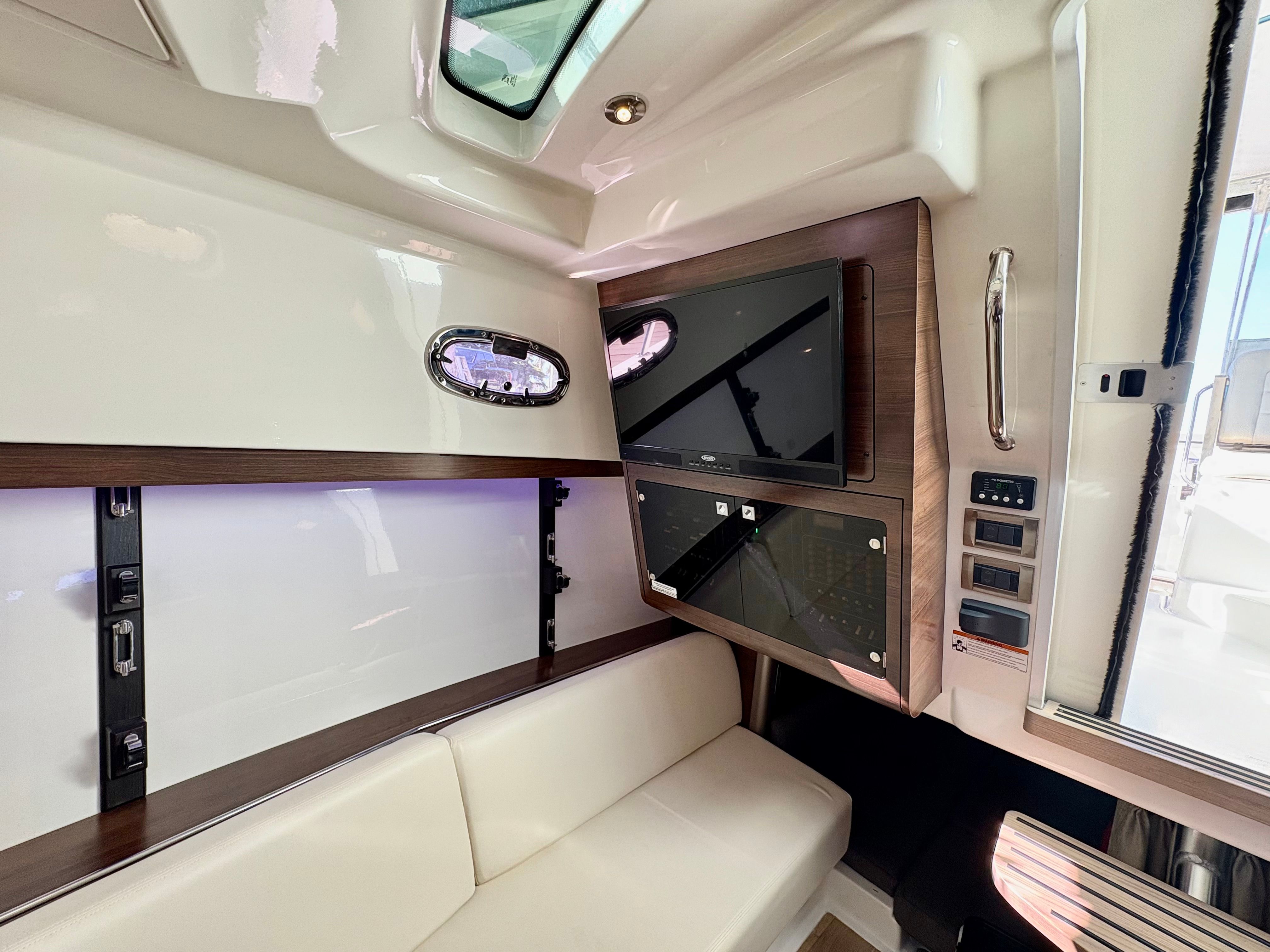 2021 Boston Whaler 345 CONQUEST Image Thumbnail #63