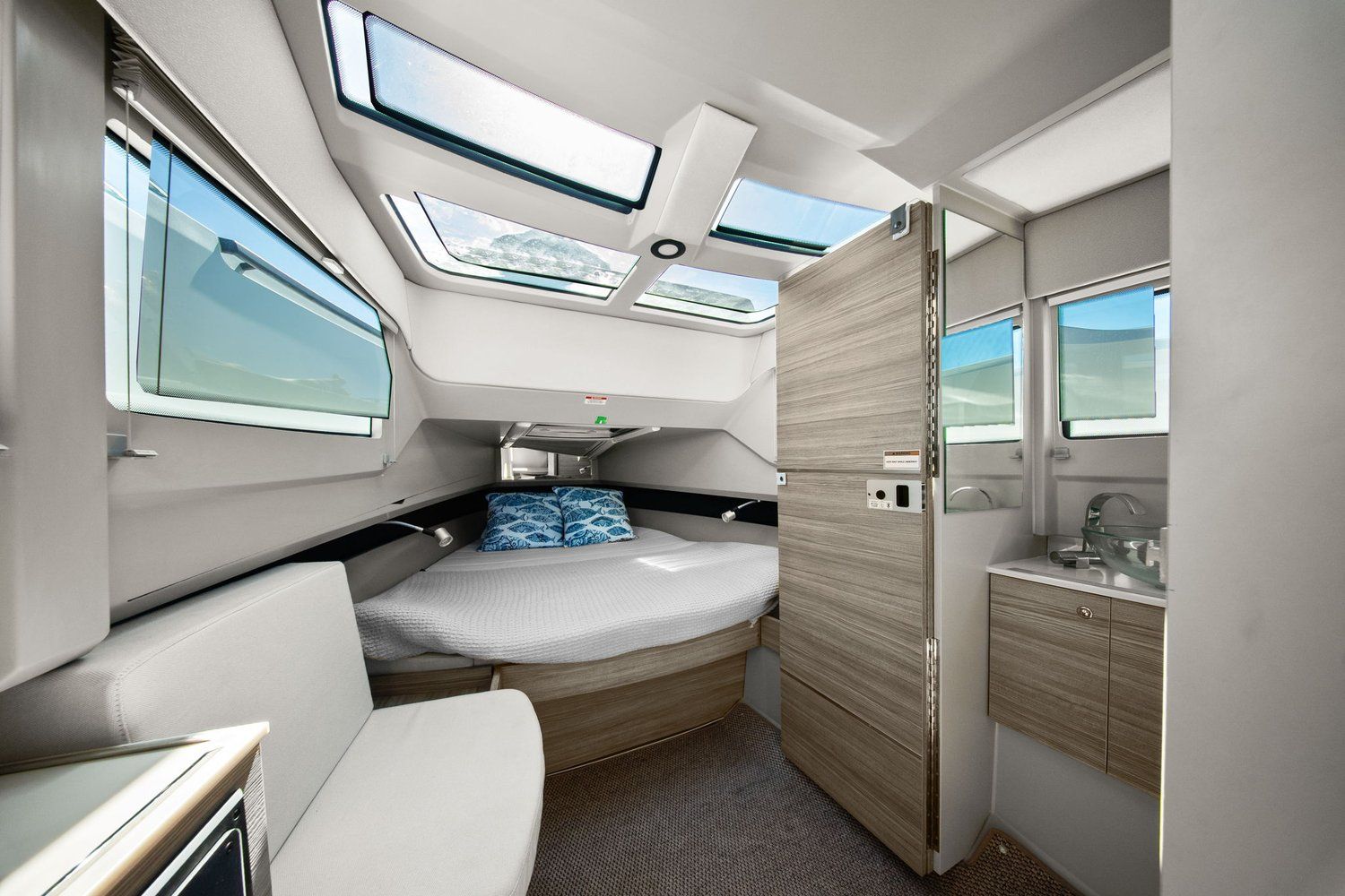 2023 Saxdor 320 GTO Image Thumbnail #26