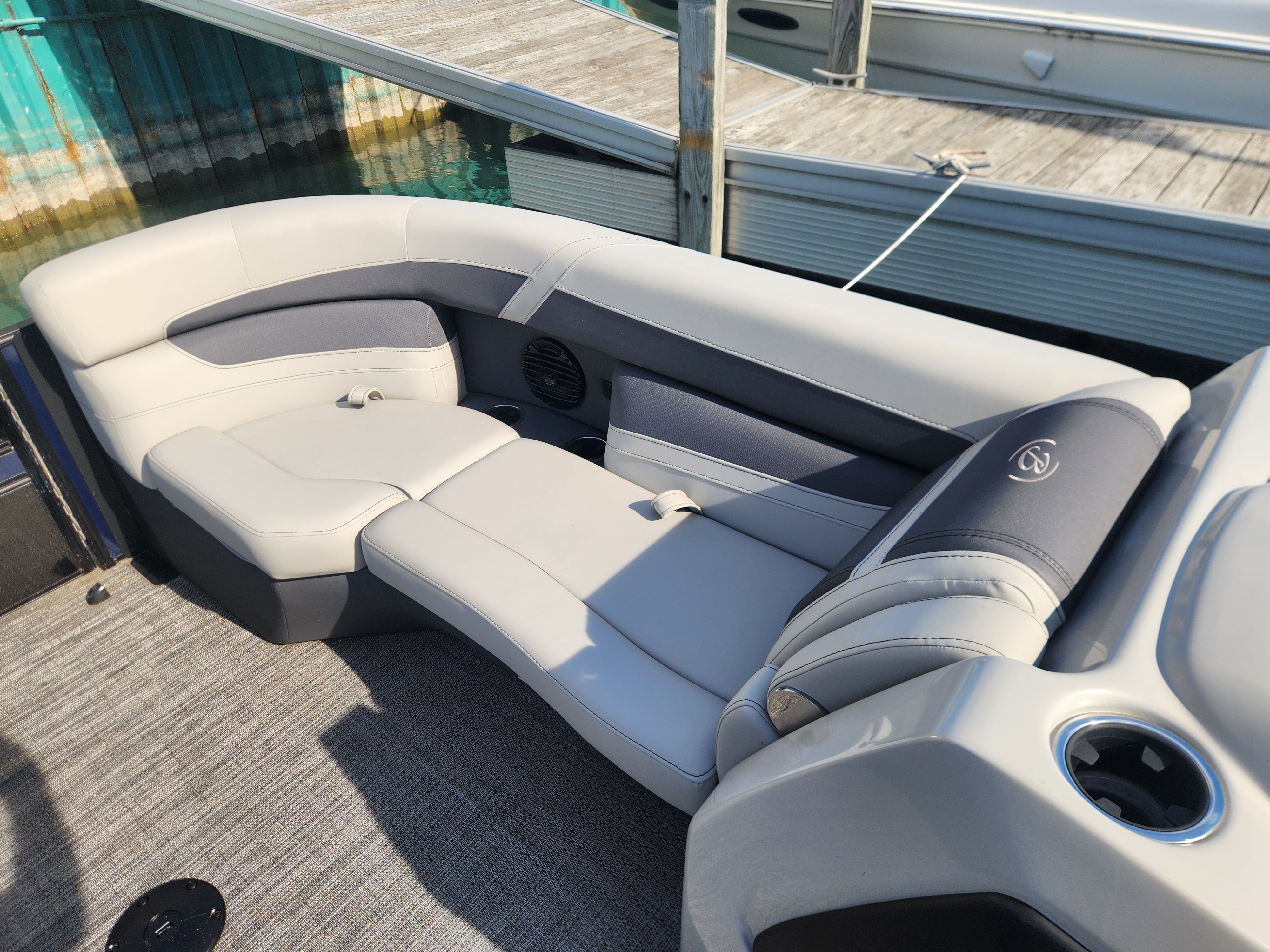 2024 Barletta 22 CC TRITOON Image Thumbnail #21