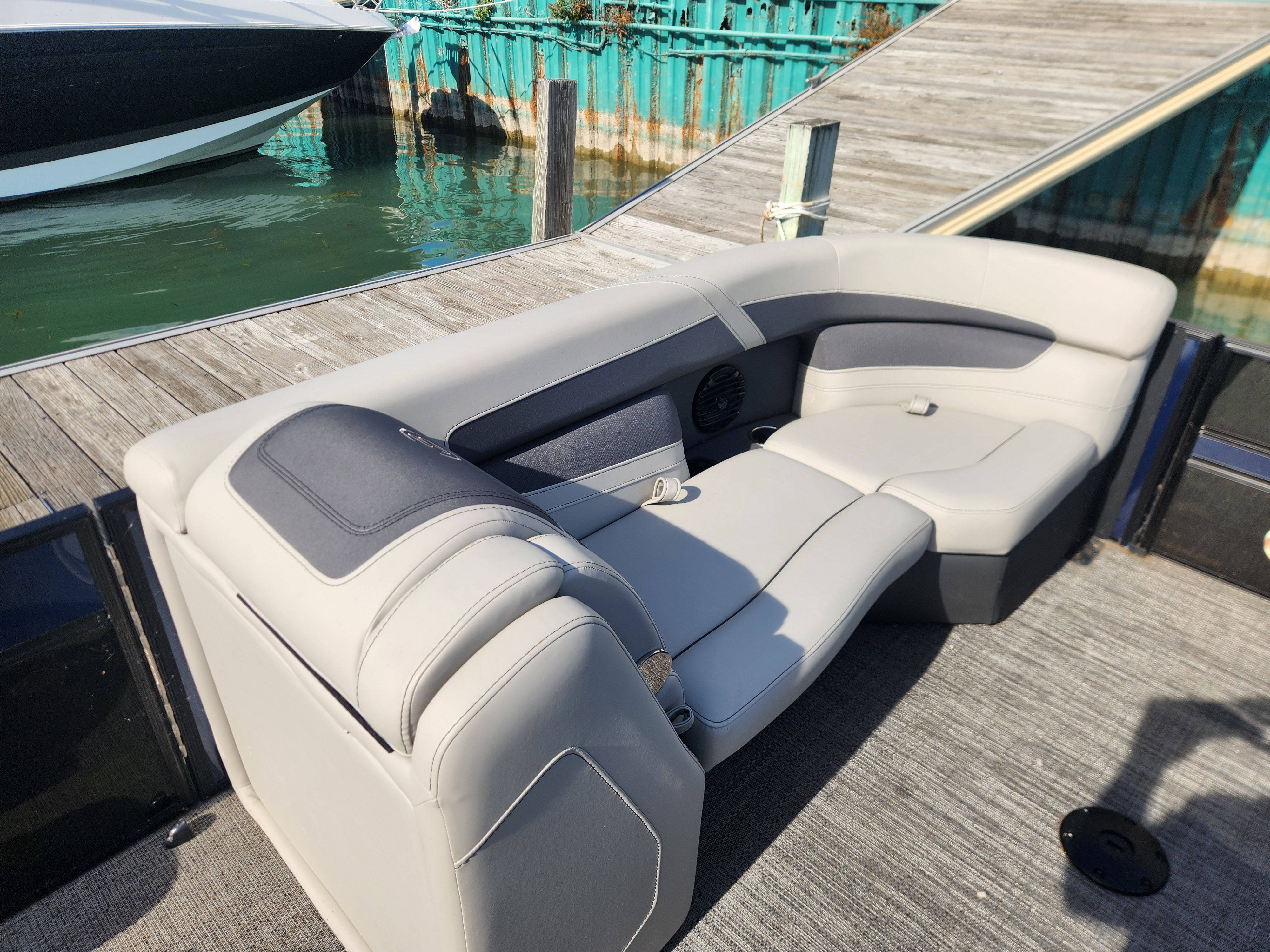 2024 Barletta 22 CC TRITOON Image Thumbnail #22