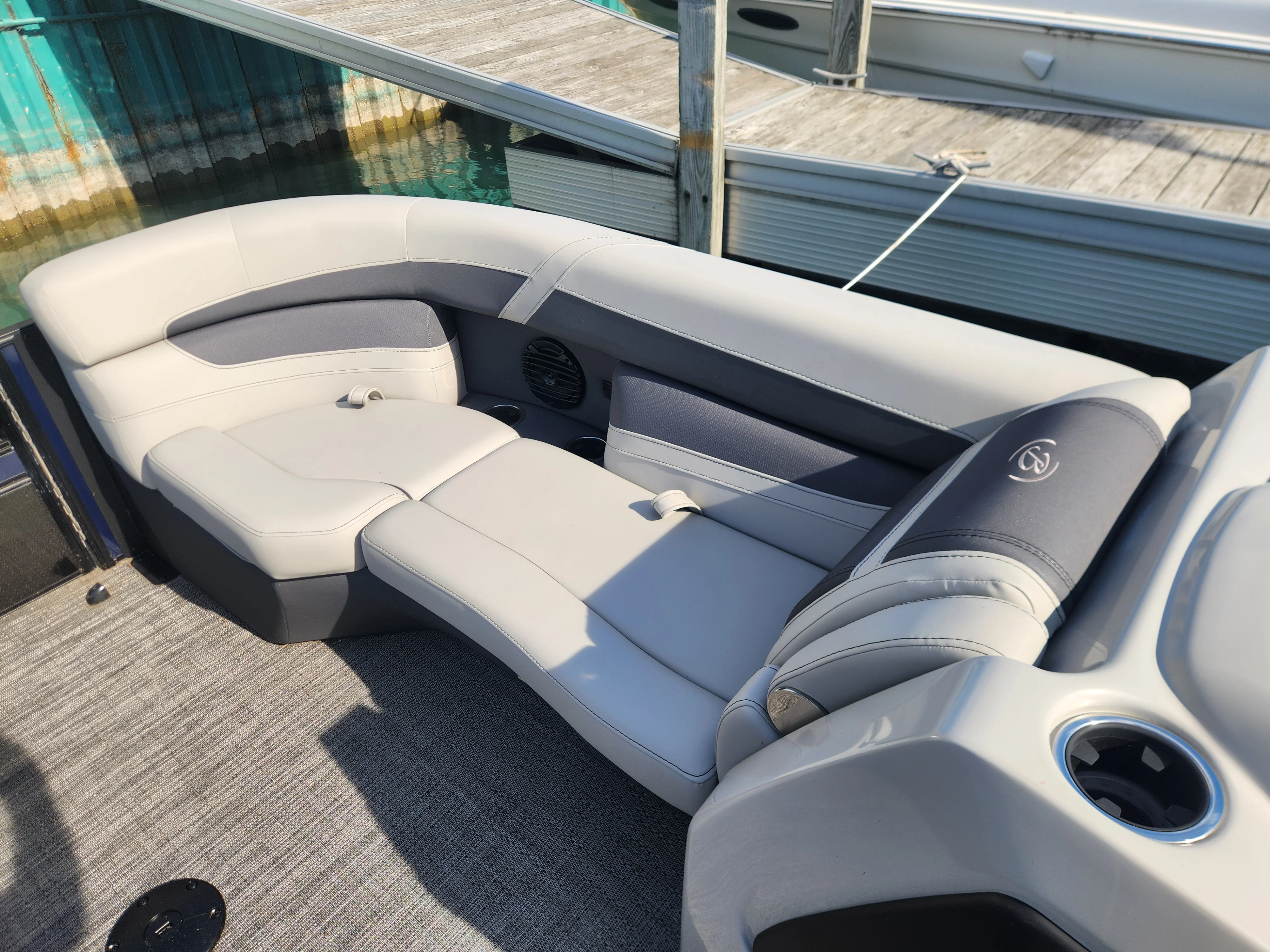 2024 Barletta 22 CC TRITOON Image Thumbnail #21
