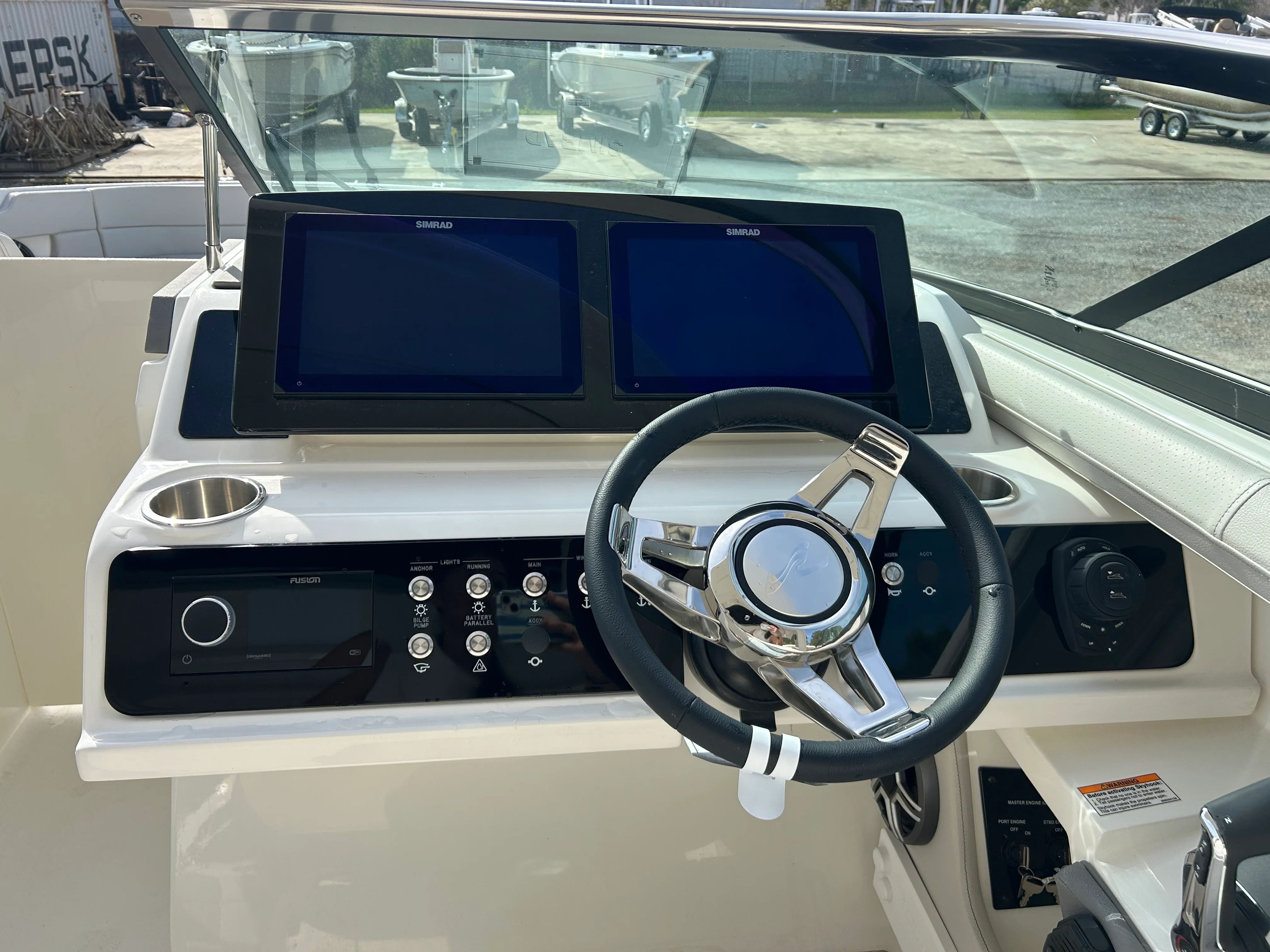 2026 Sea Ray SLX 310 Outboard Image Thumbnail #15