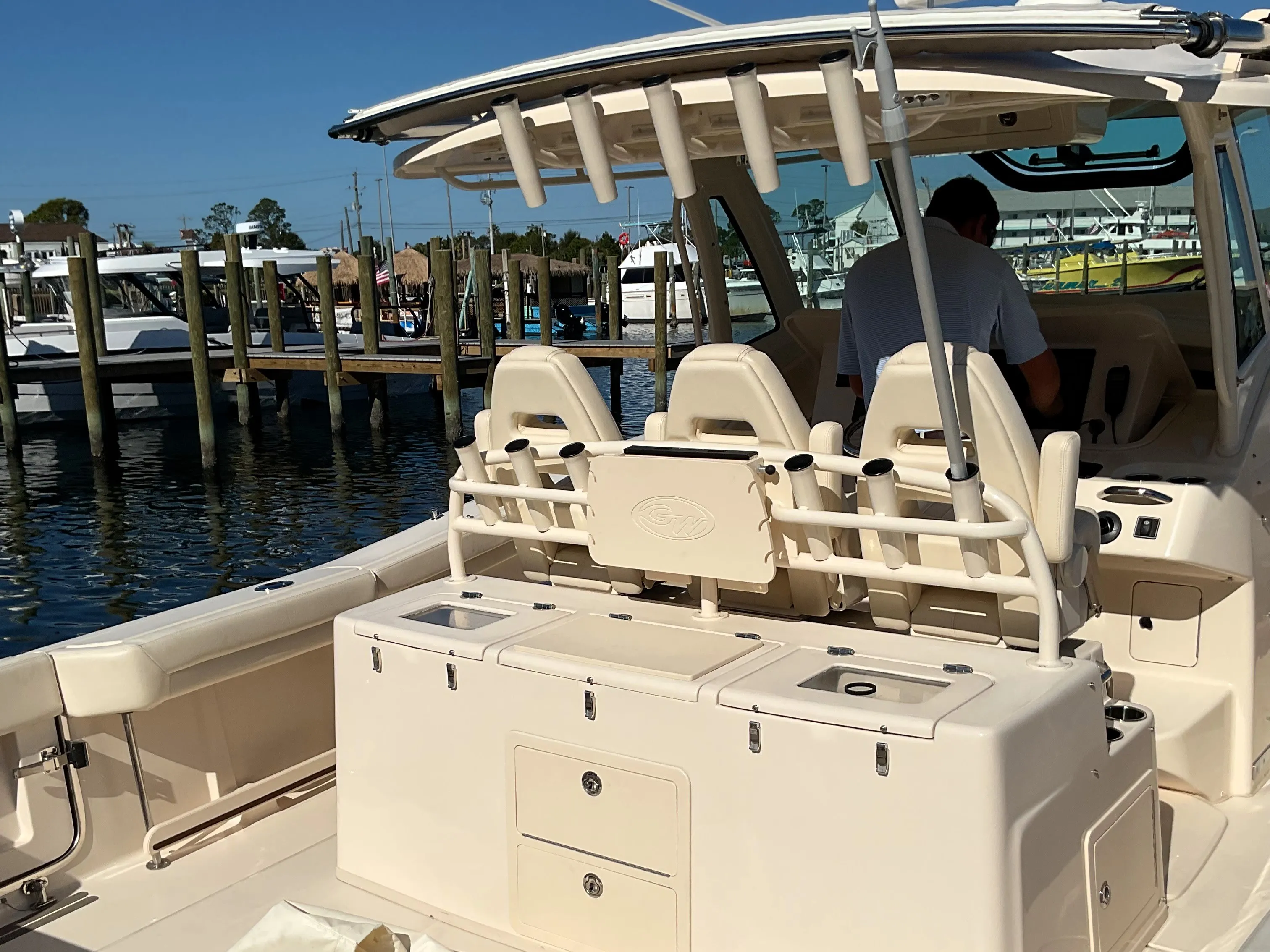 2023 Grady-White Canyon 376 Image Thumbnail #14