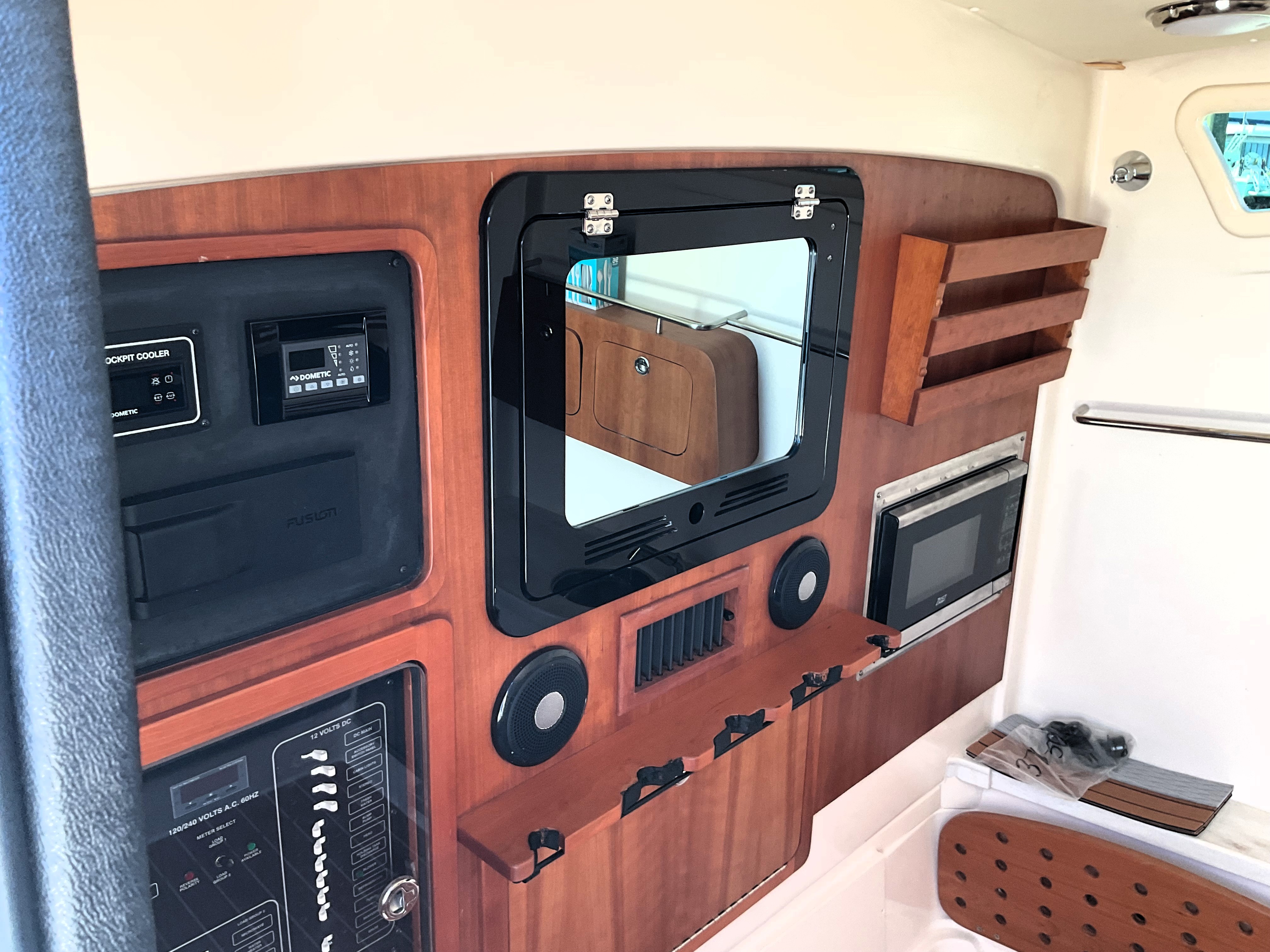 2023 Grady-White Canyon 376 Image Thumbnail #27