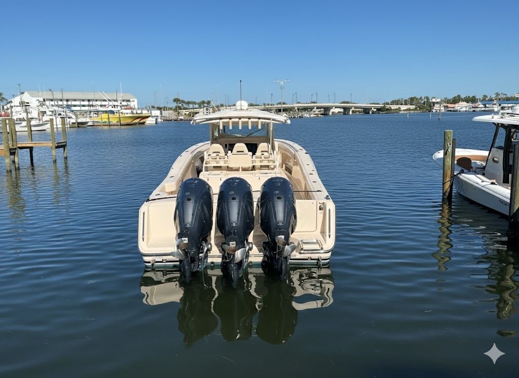 2023 Grady-White Canyon 376 Image Thumbnail #5