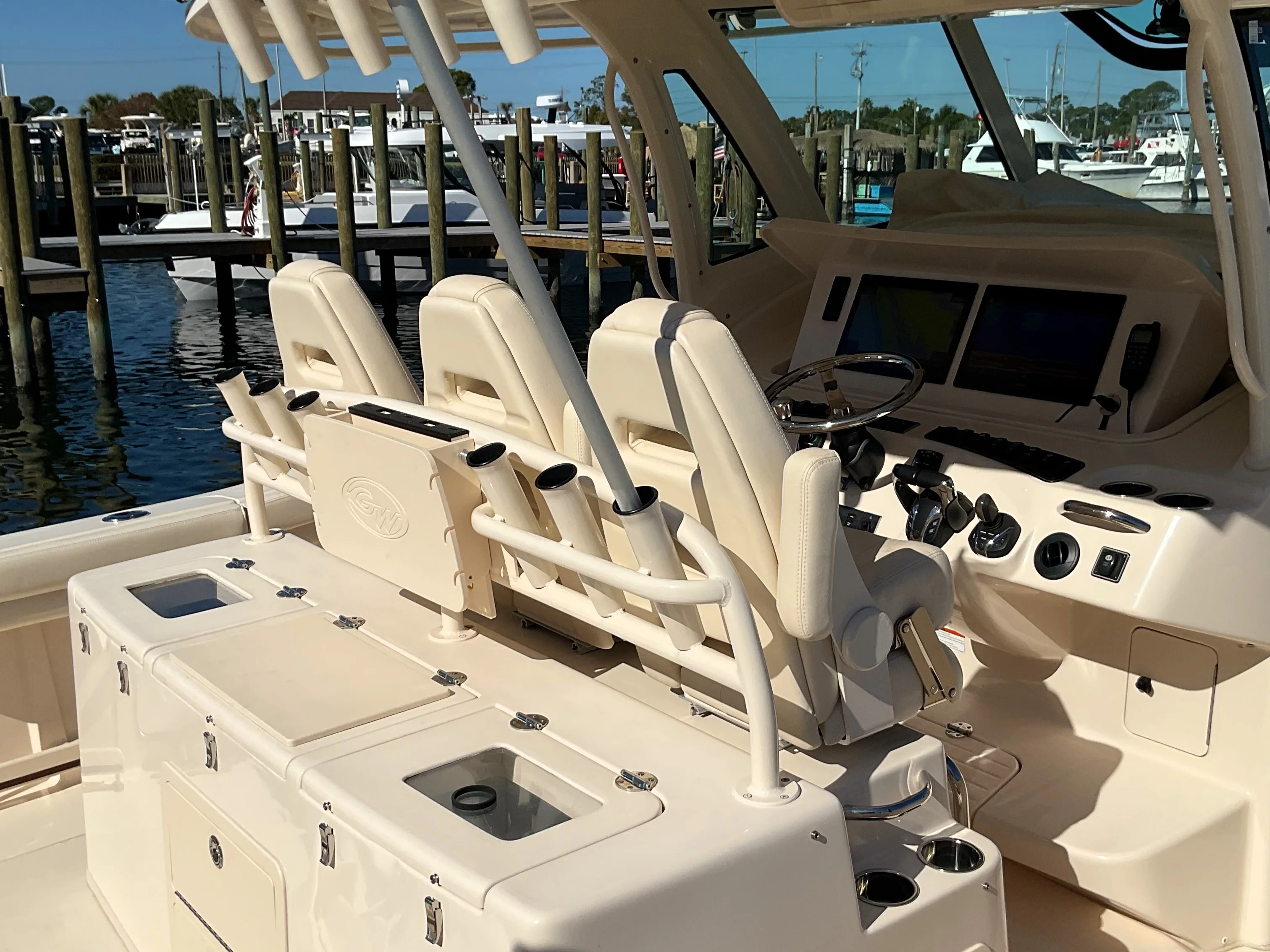 2023 Grady-White Canyon 376 Image Thumbnail #18