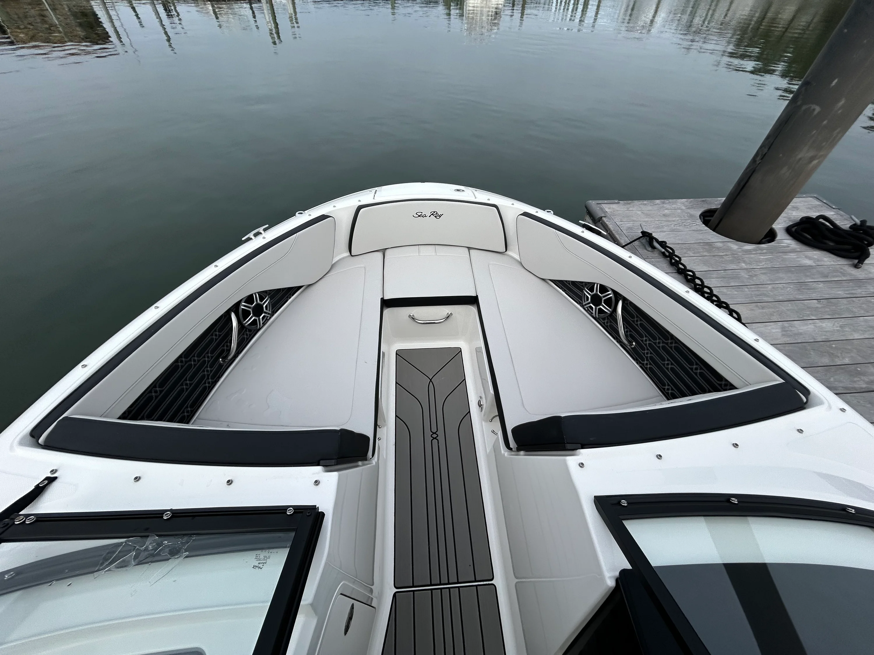 2026 Sea Ray SPX 210 Outboard Image Thumbnail #29