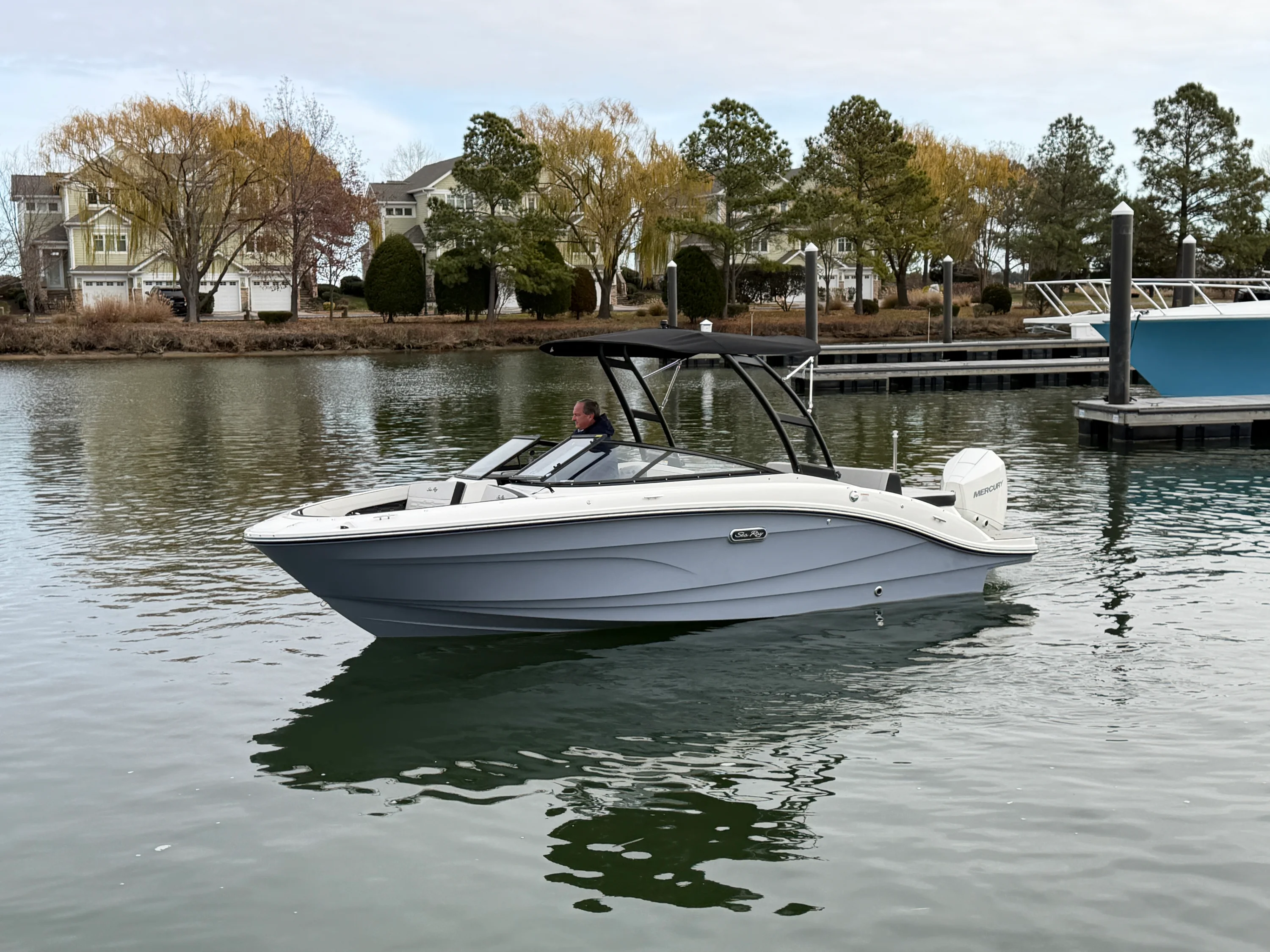 2026 Sea Ray SPX 210 Outboard Image Thumbnail #6