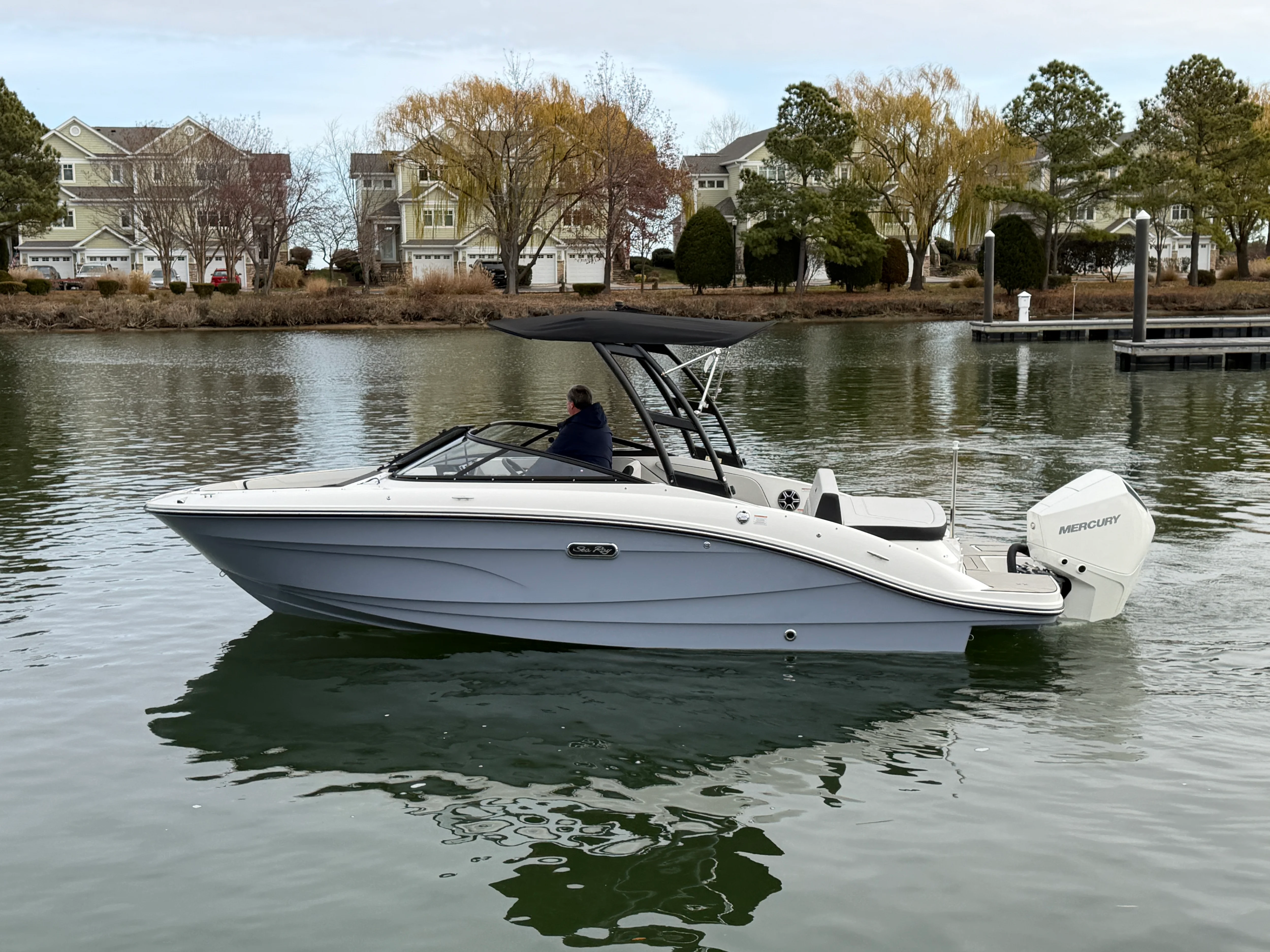 2026 Sea Ray SPX 210 Outboard Image Thumbnail #5