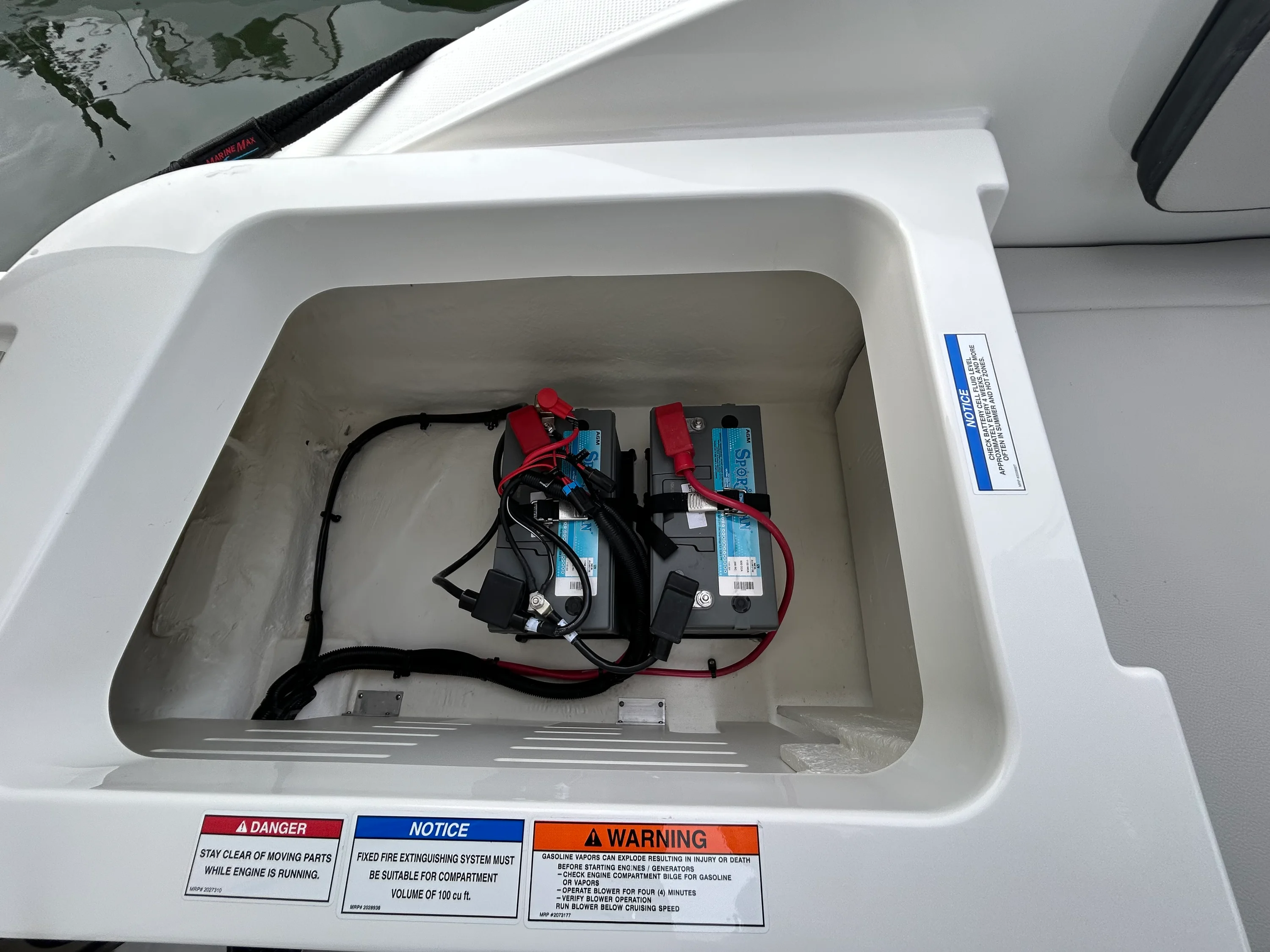 2026 Sea Ray SPX 210 Outboard Image Thumbnail #21