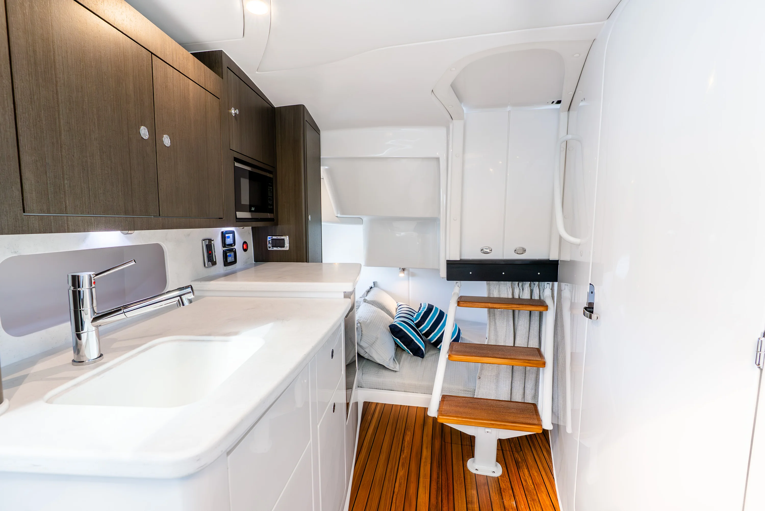 2026 Intrepid 41 Valor Image Thumbnail #21