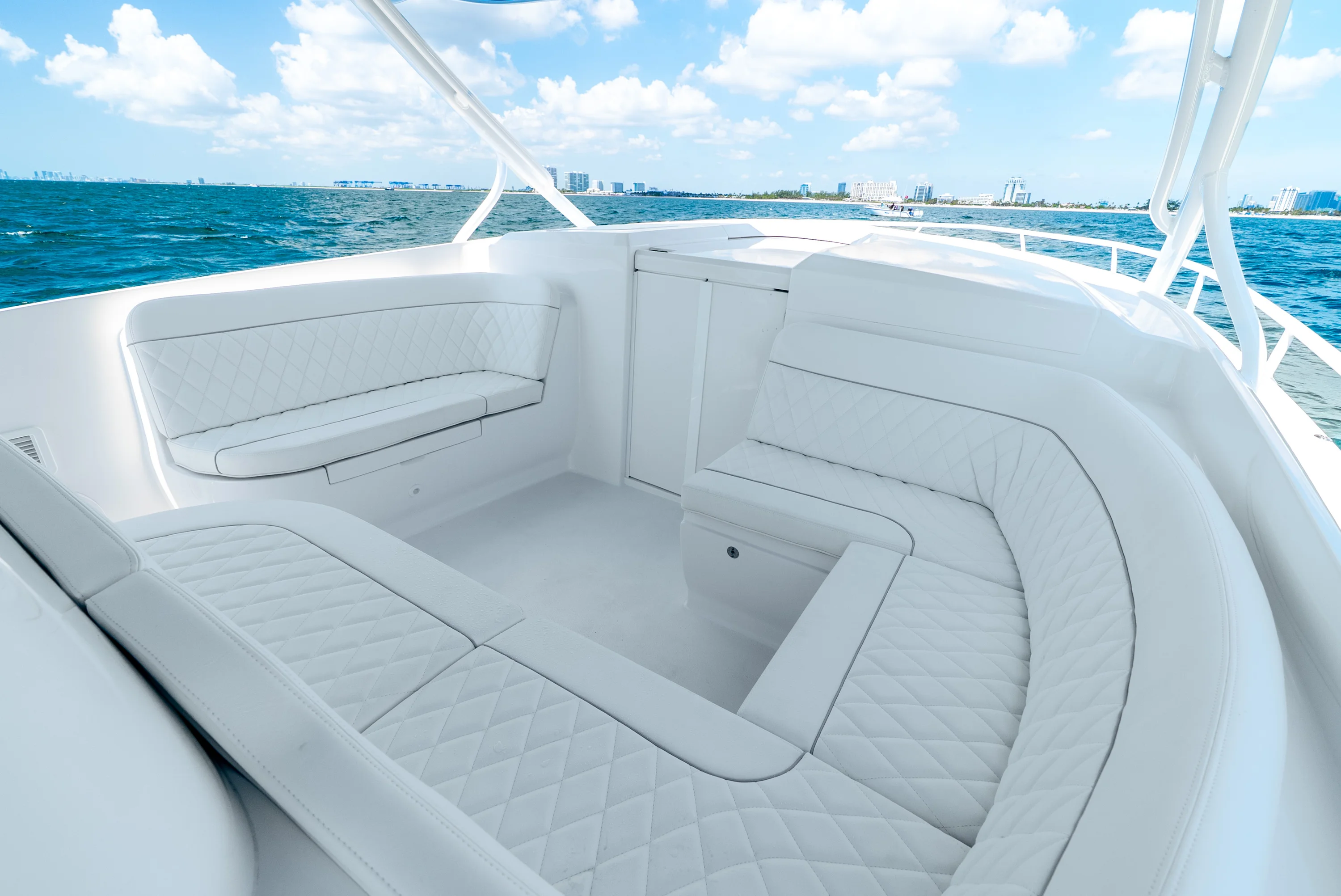 2026 Intrepid 41 Valor Image Thumbnail #39