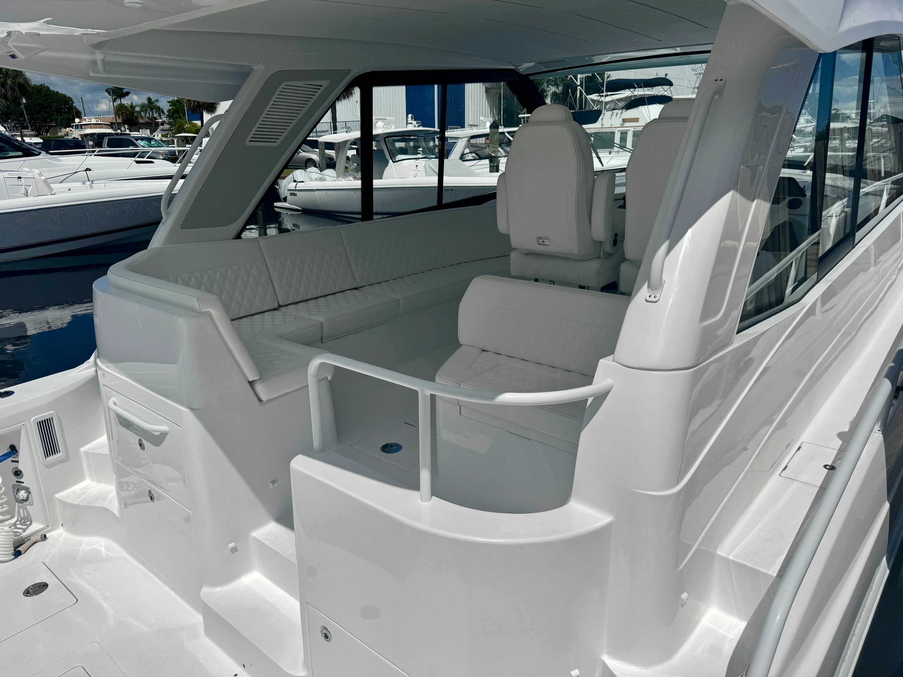 2025 Intrepid 50 Evolution Image Thumbnail #7