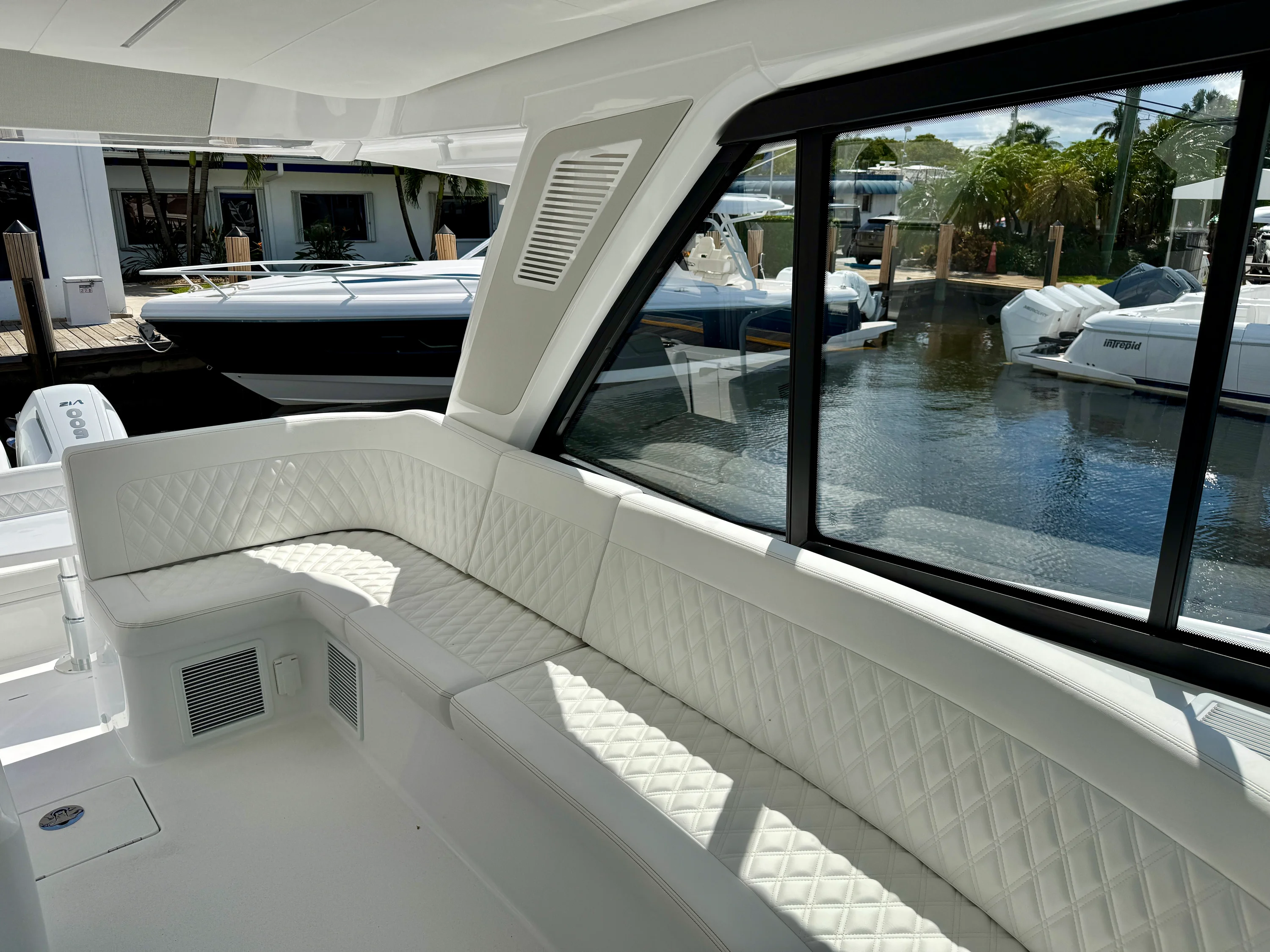 2025 Intrepid 50 Evolution Image Thumbnail #10
