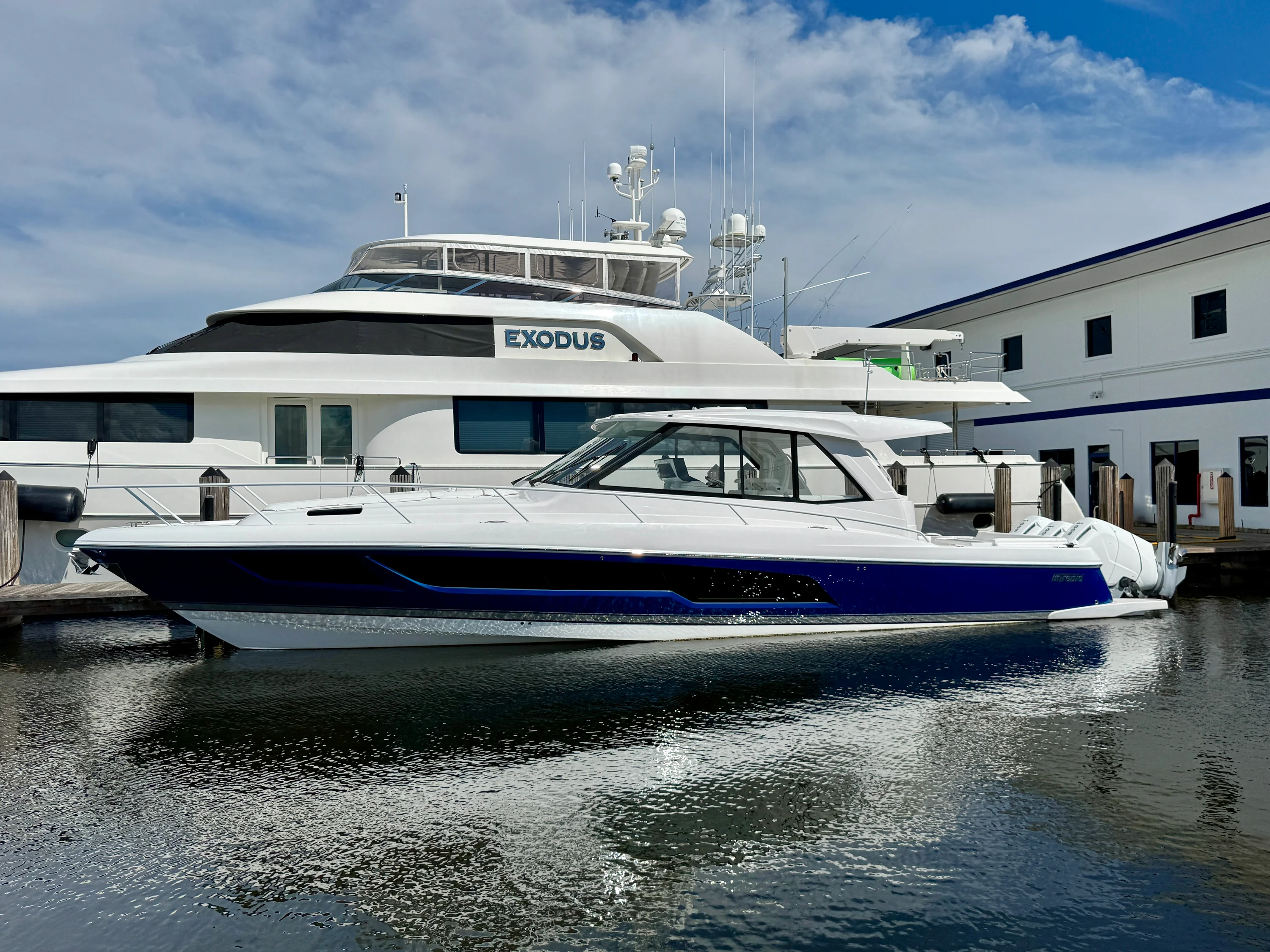 2025 Intrepid 50 Evolution Image Thumbnail #2