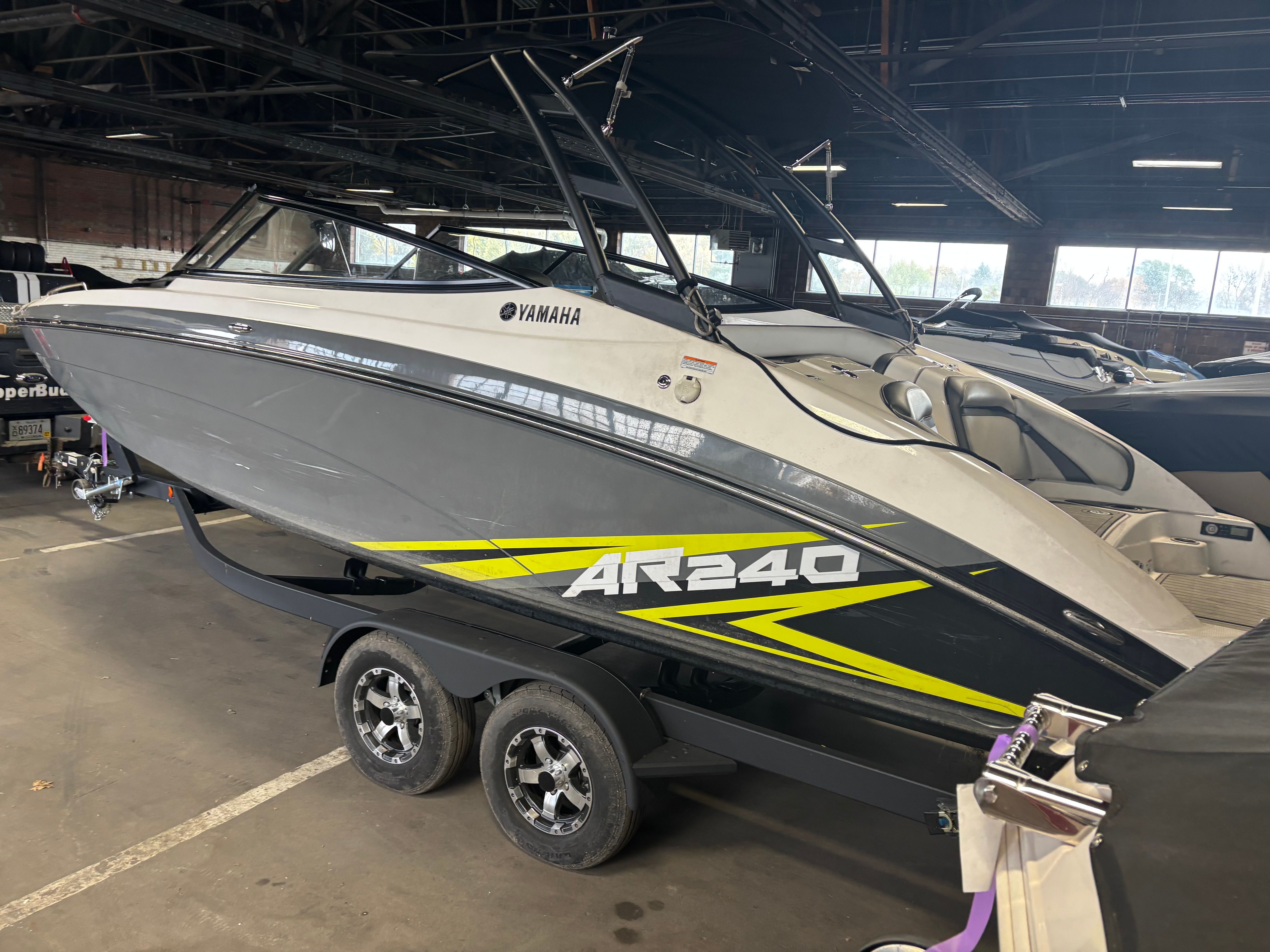 2020 Yamaha AR 240 Image Thumbnail #1