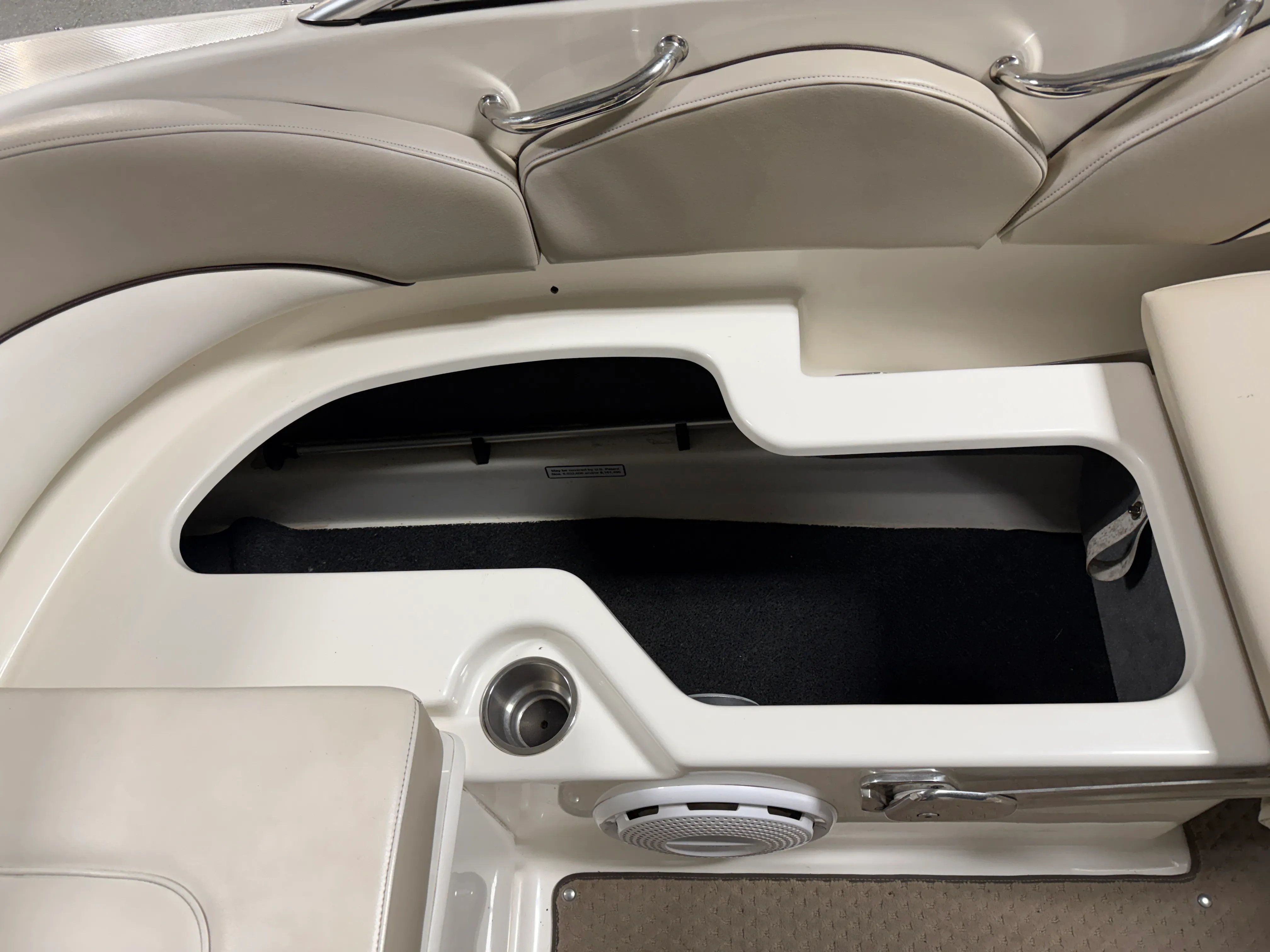 2011 Sea Ray SUNDECK 200 Image Thumbnail #28