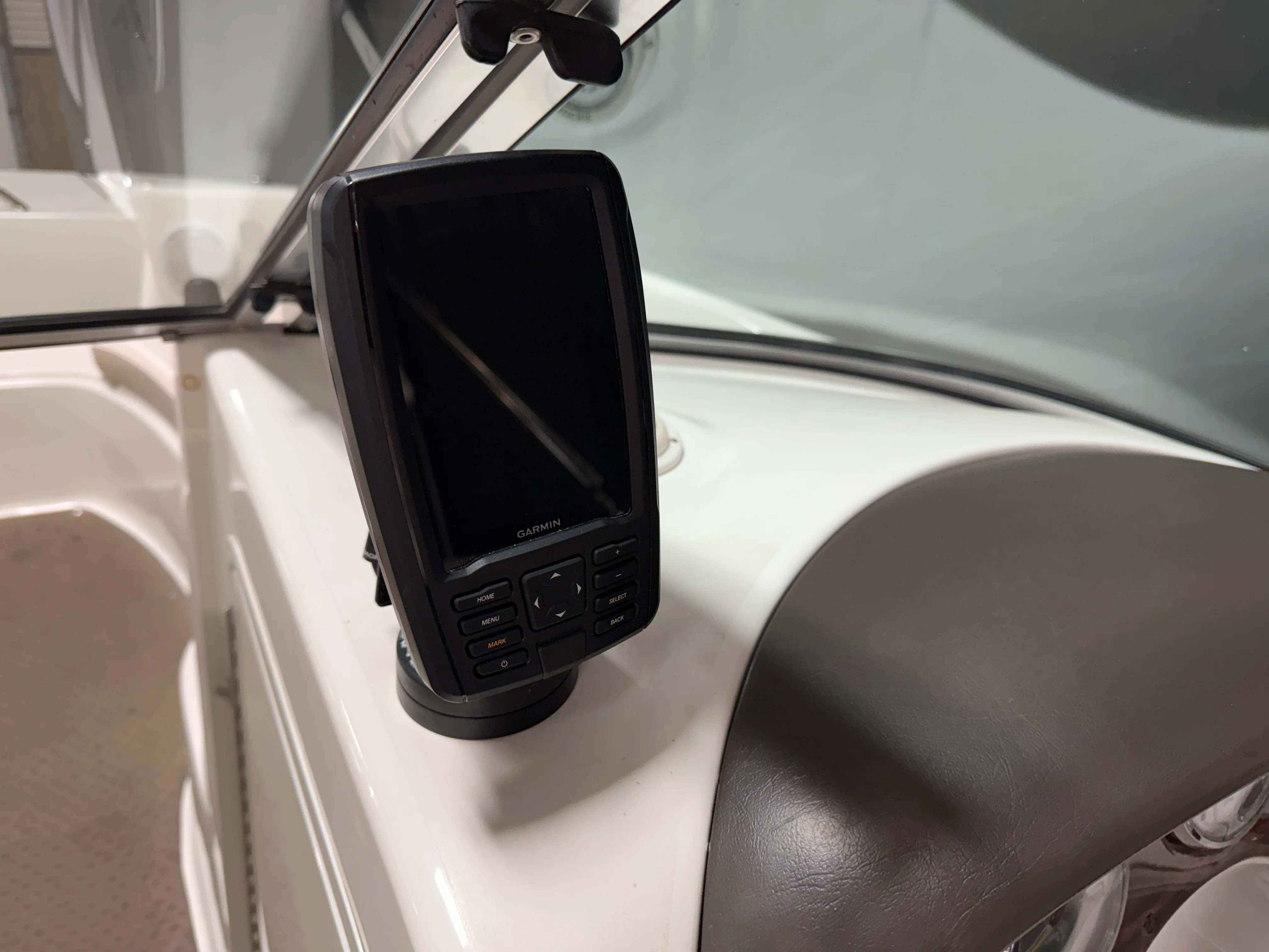 2011 Sea Ray SUNDECK 200 Image Thumbnail #44