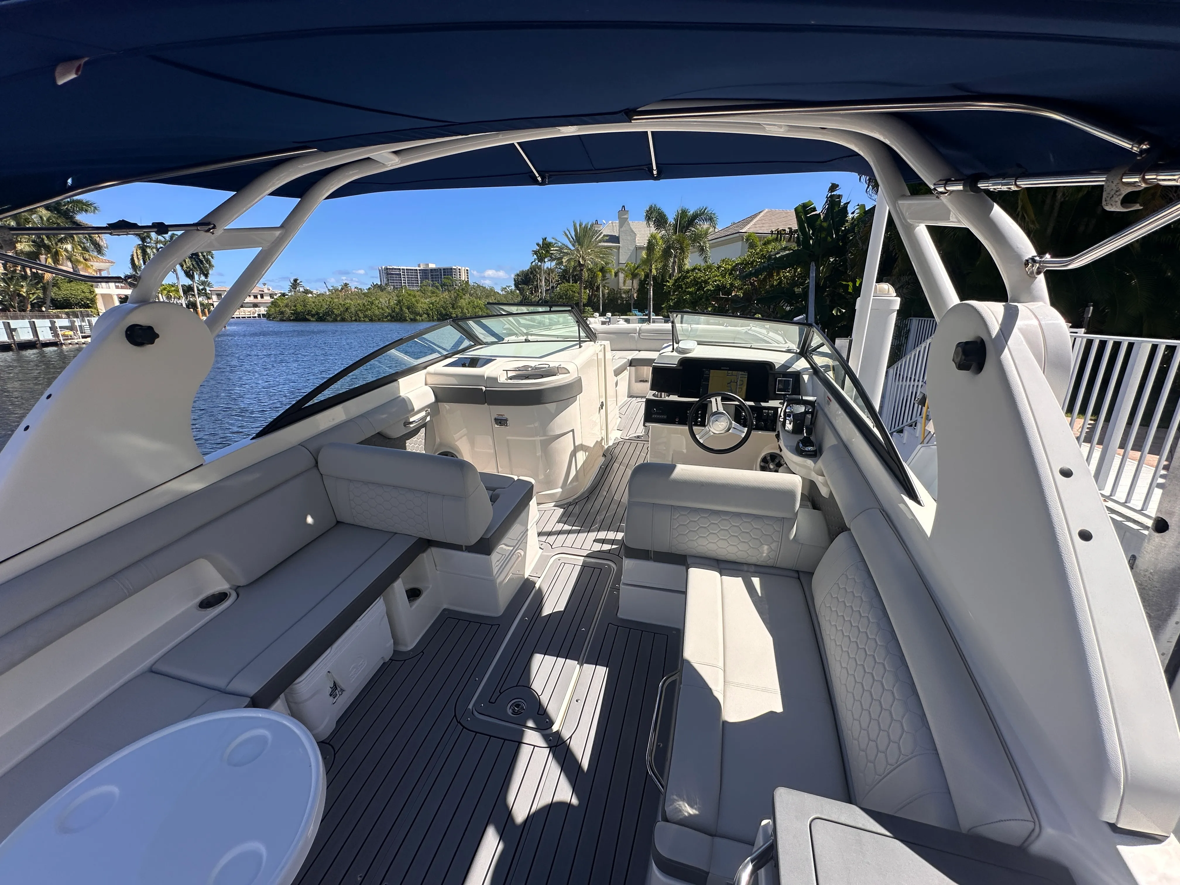 2020 Sea Ray 290 SDX OUTBOARD Image Thumbnail #15