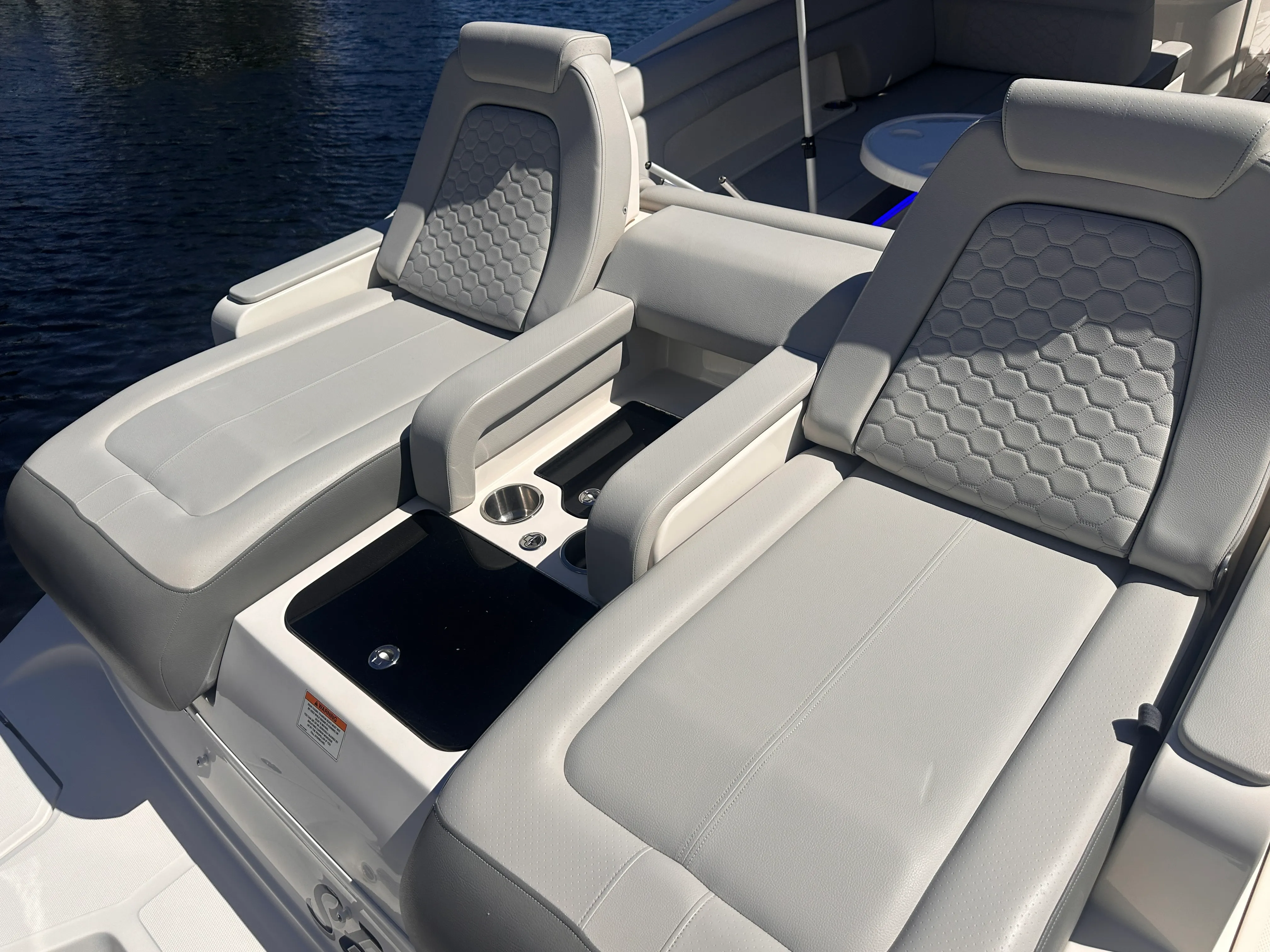 2020 Sea Ray 290 SDX OUTBOARD Image Thumbnail #12