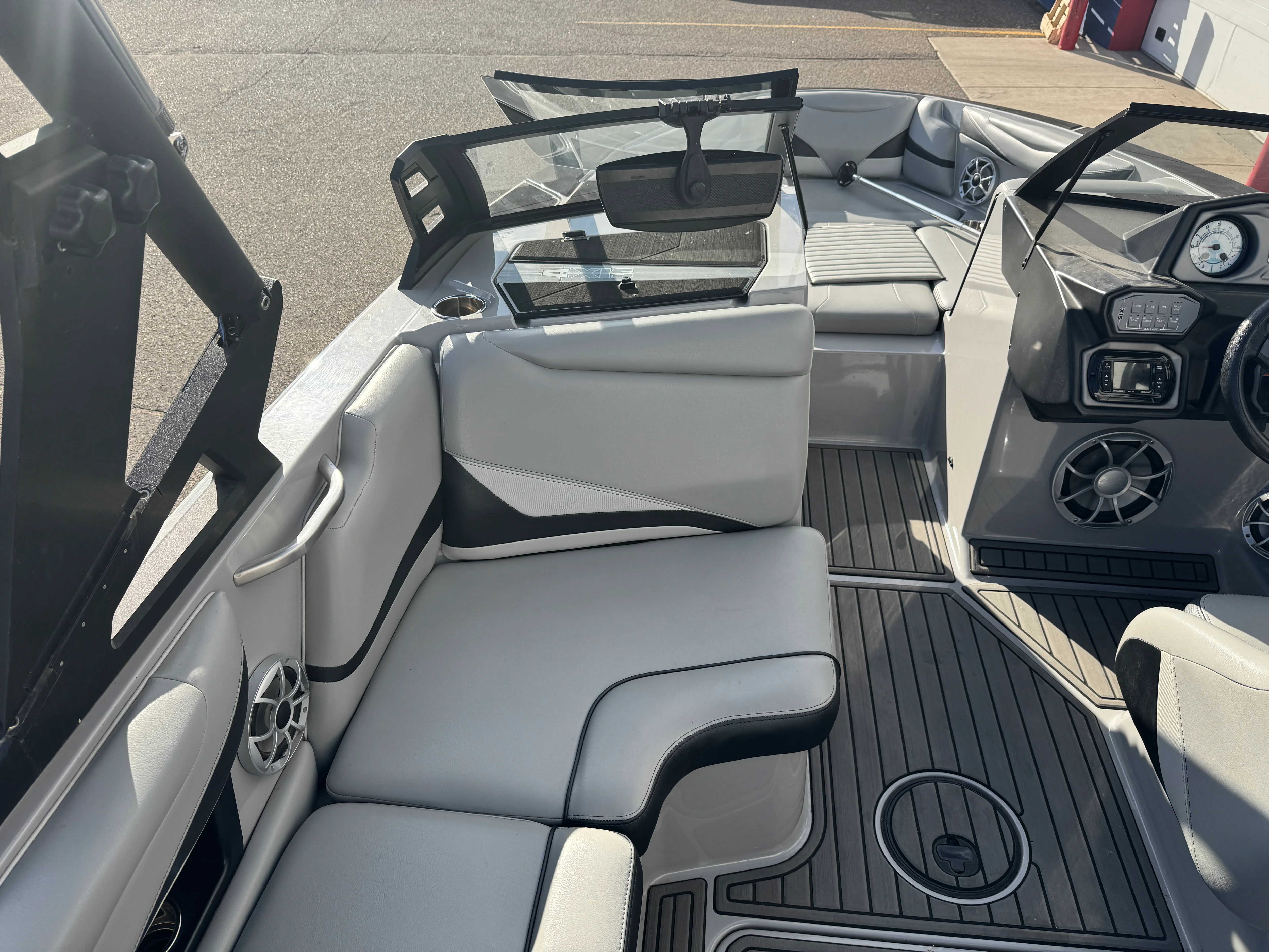 2018 Axis T22 Image Thumbnail #25