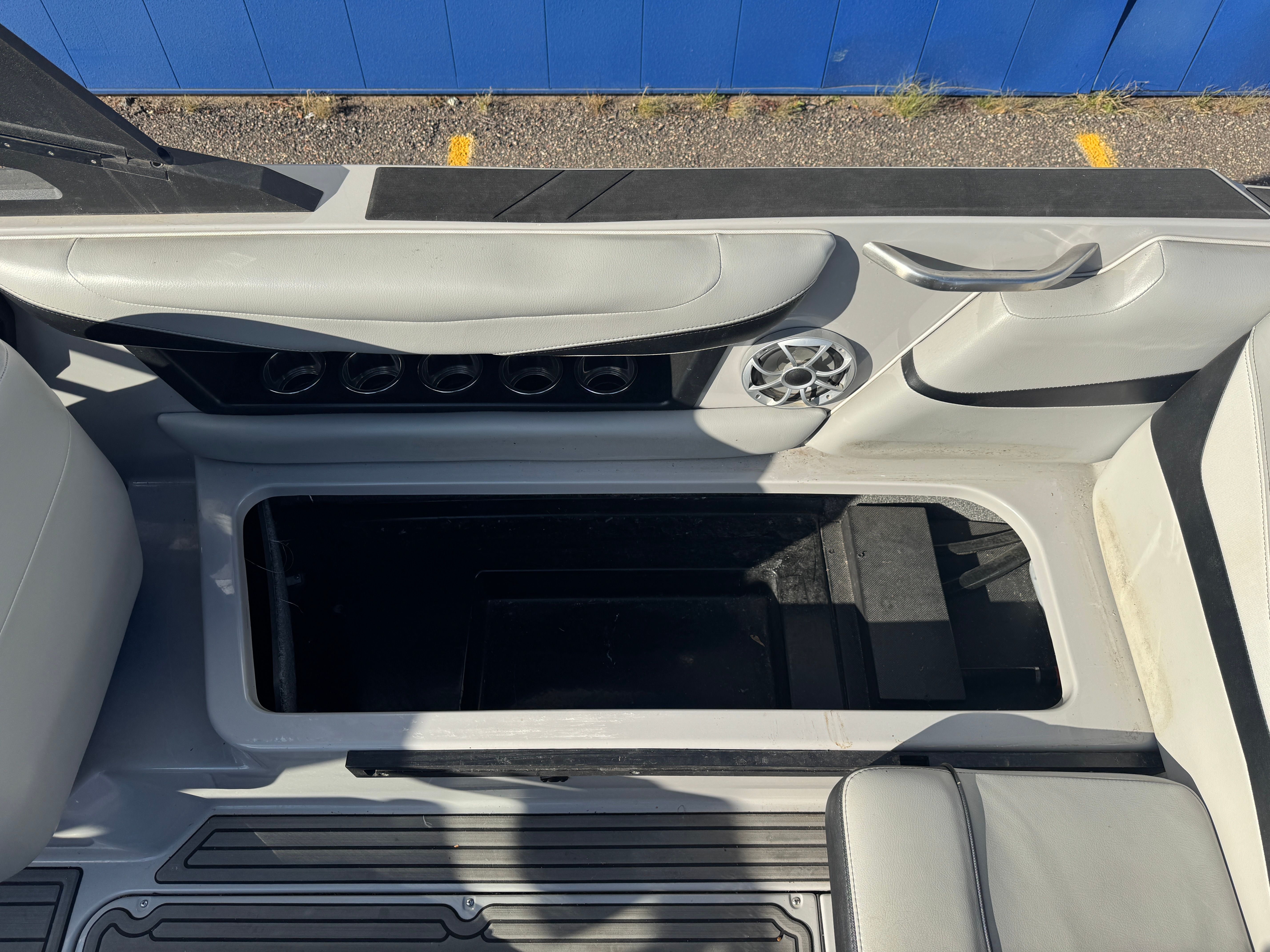 2018 Axis T22 Image Thumbnail #18