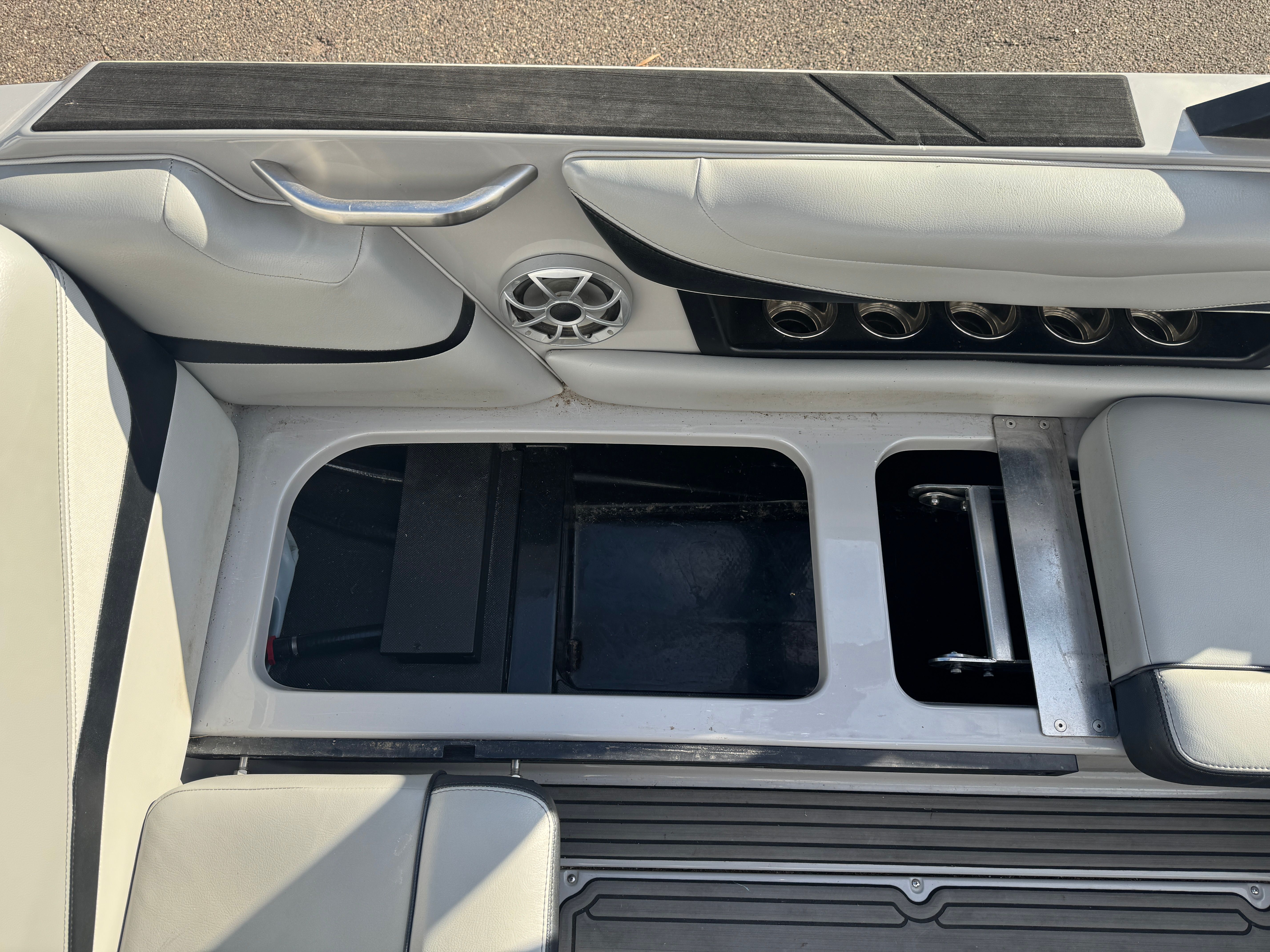 2018 Axis T22 Image Thumbnail #23