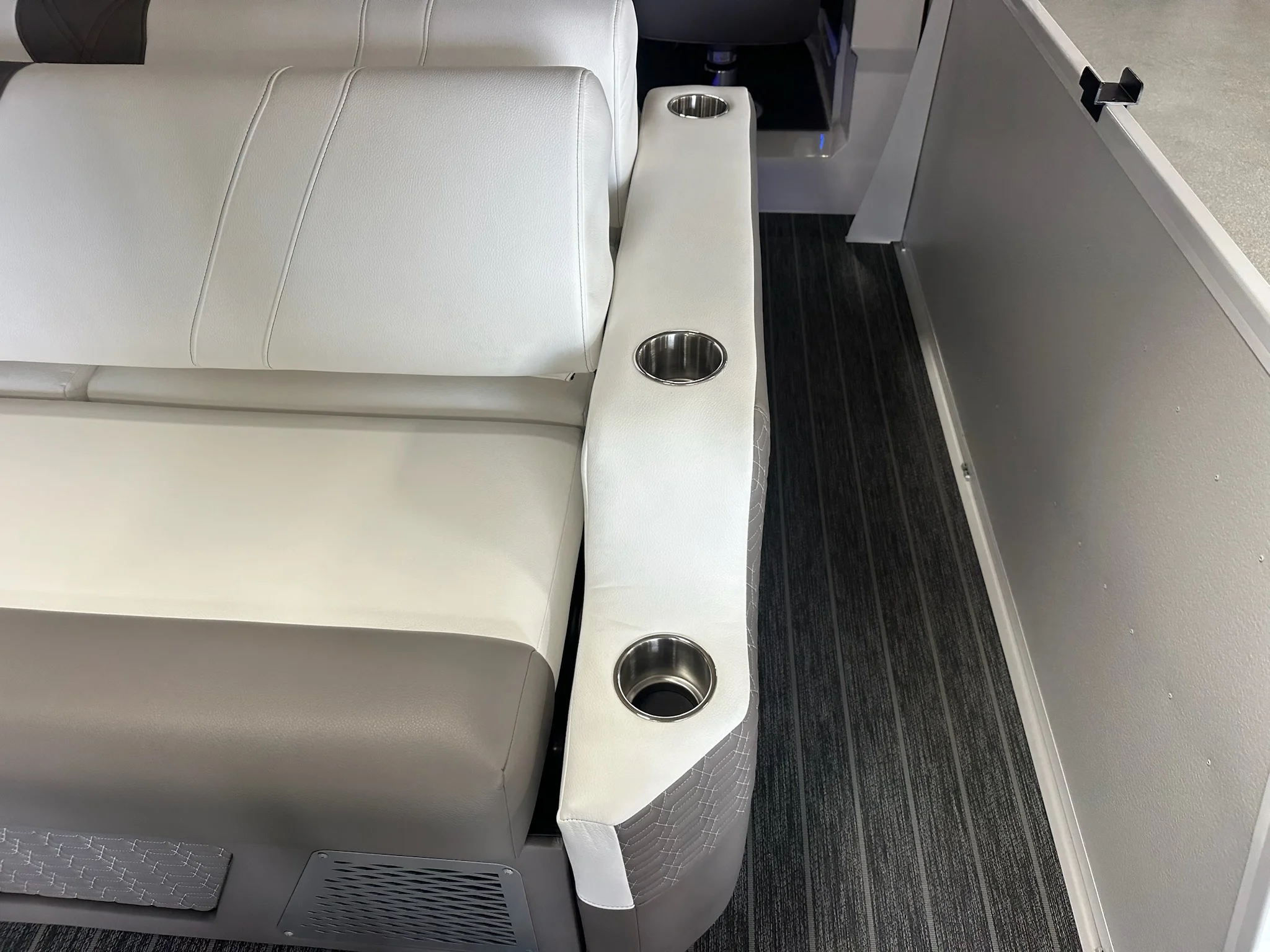 2026 Premier 250INTRIGUE Image Thumbnail #33