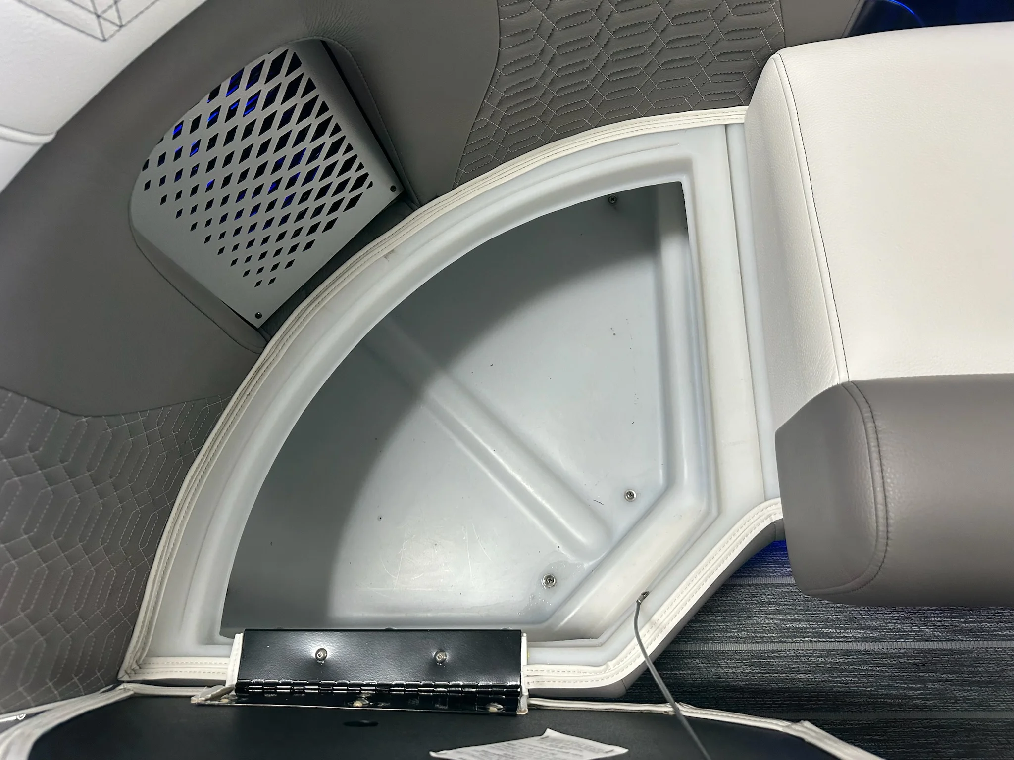 2026 Premier 250INTRIGUE Image Thumbnail #82