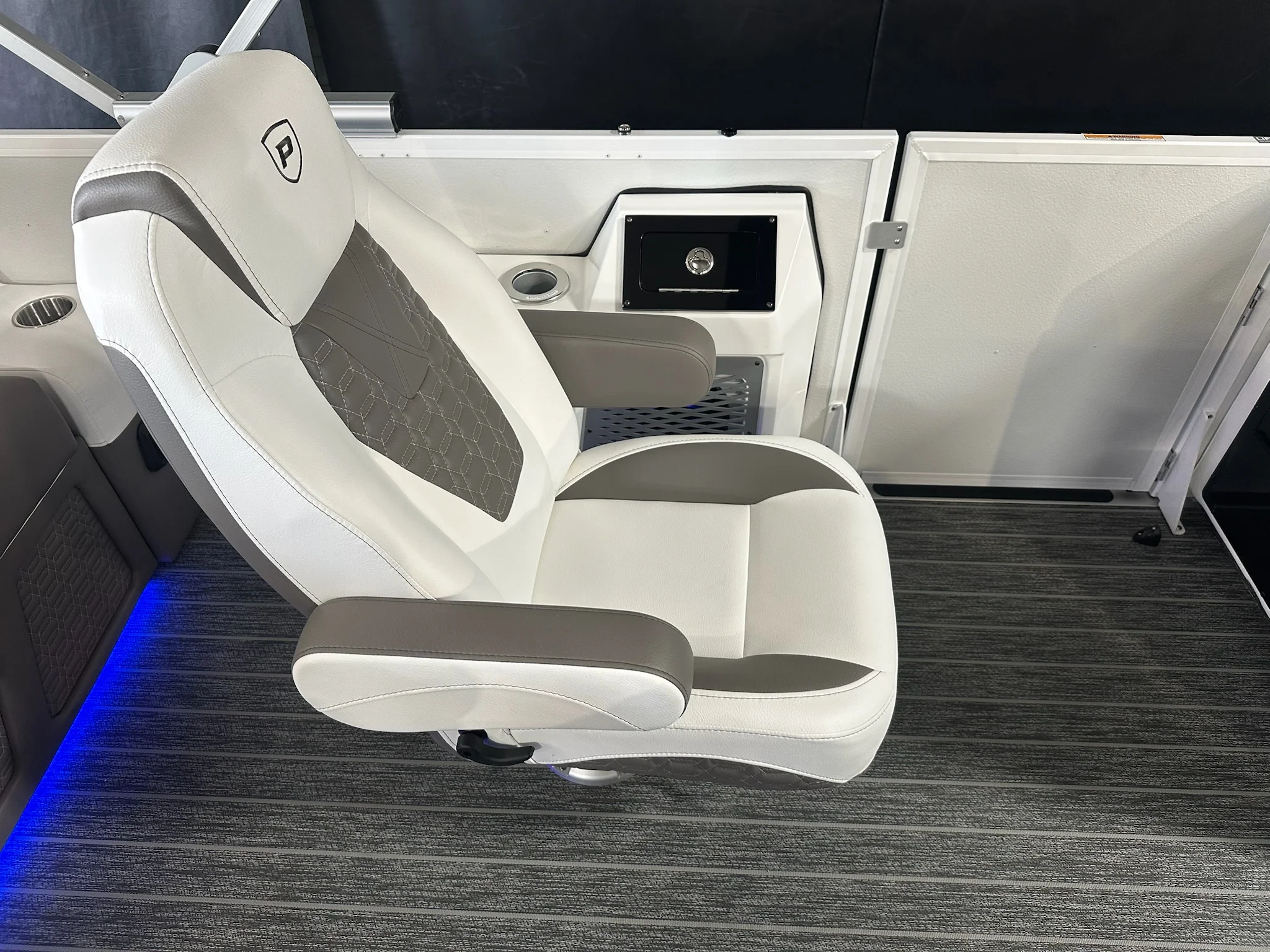 2026 Premier 250INTRIGUE Image Thumbnail #40