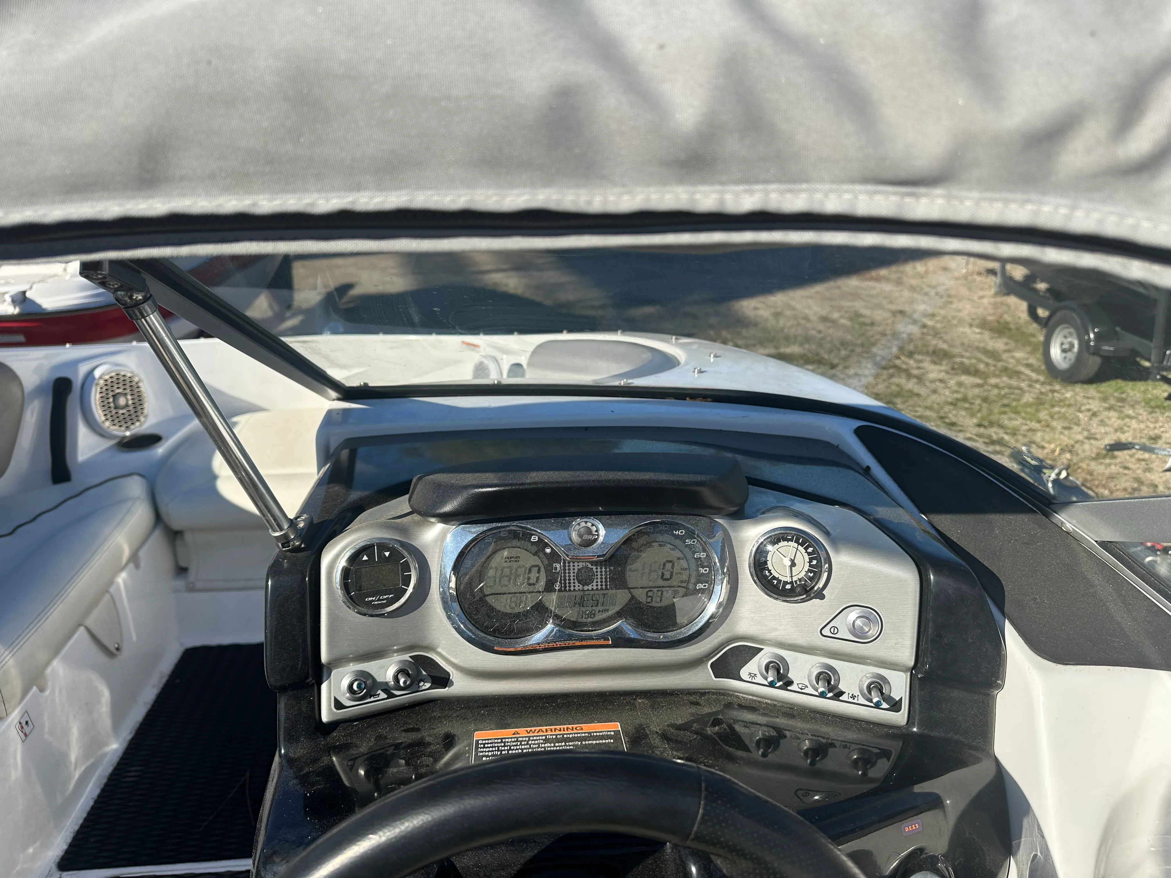 2011 Sea-Doo CHALLENGER 180 Image Thumbnail #12