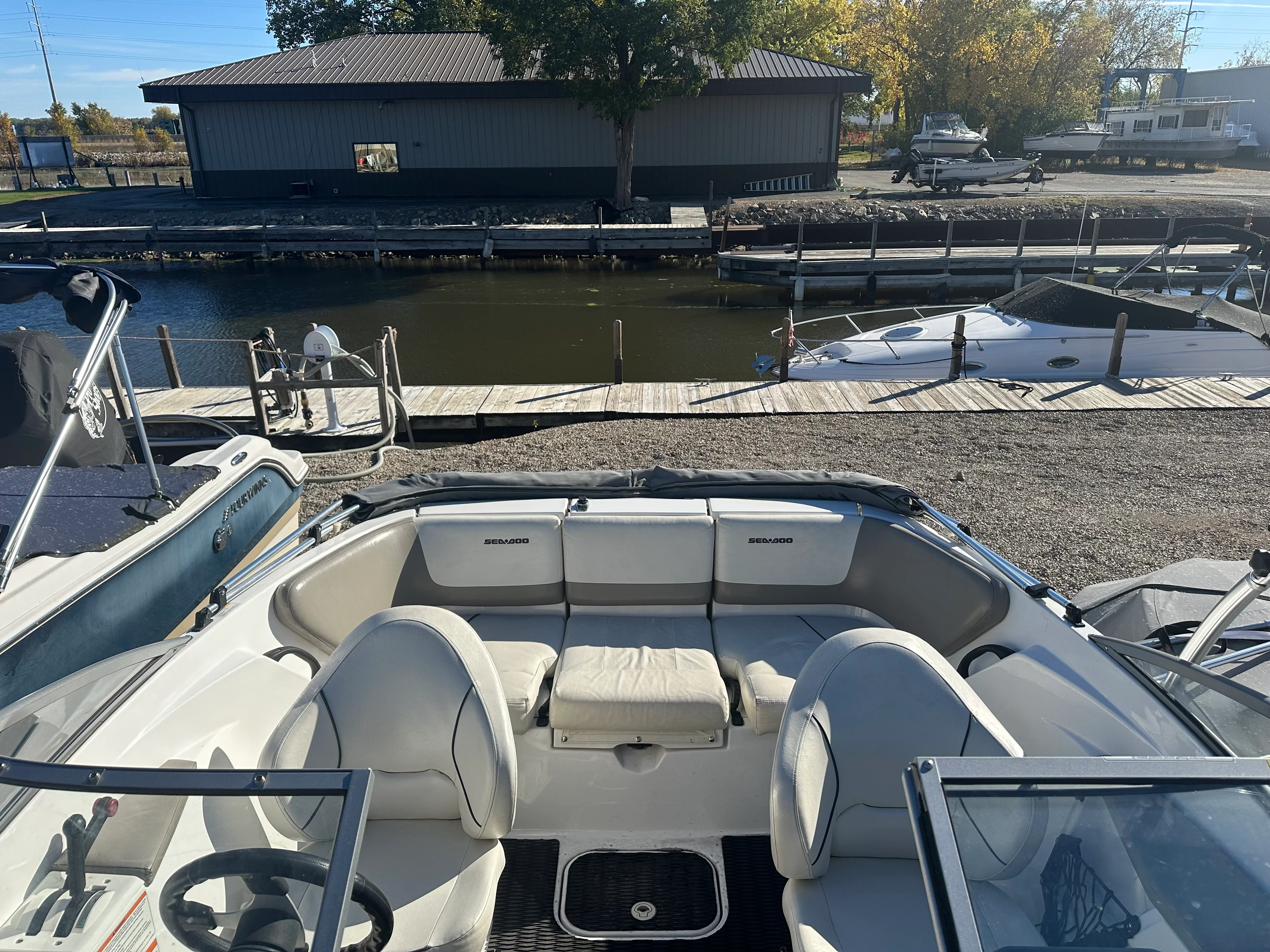 2011 Sea-Doo CHALLENGER 180 Image Thumbnail #13