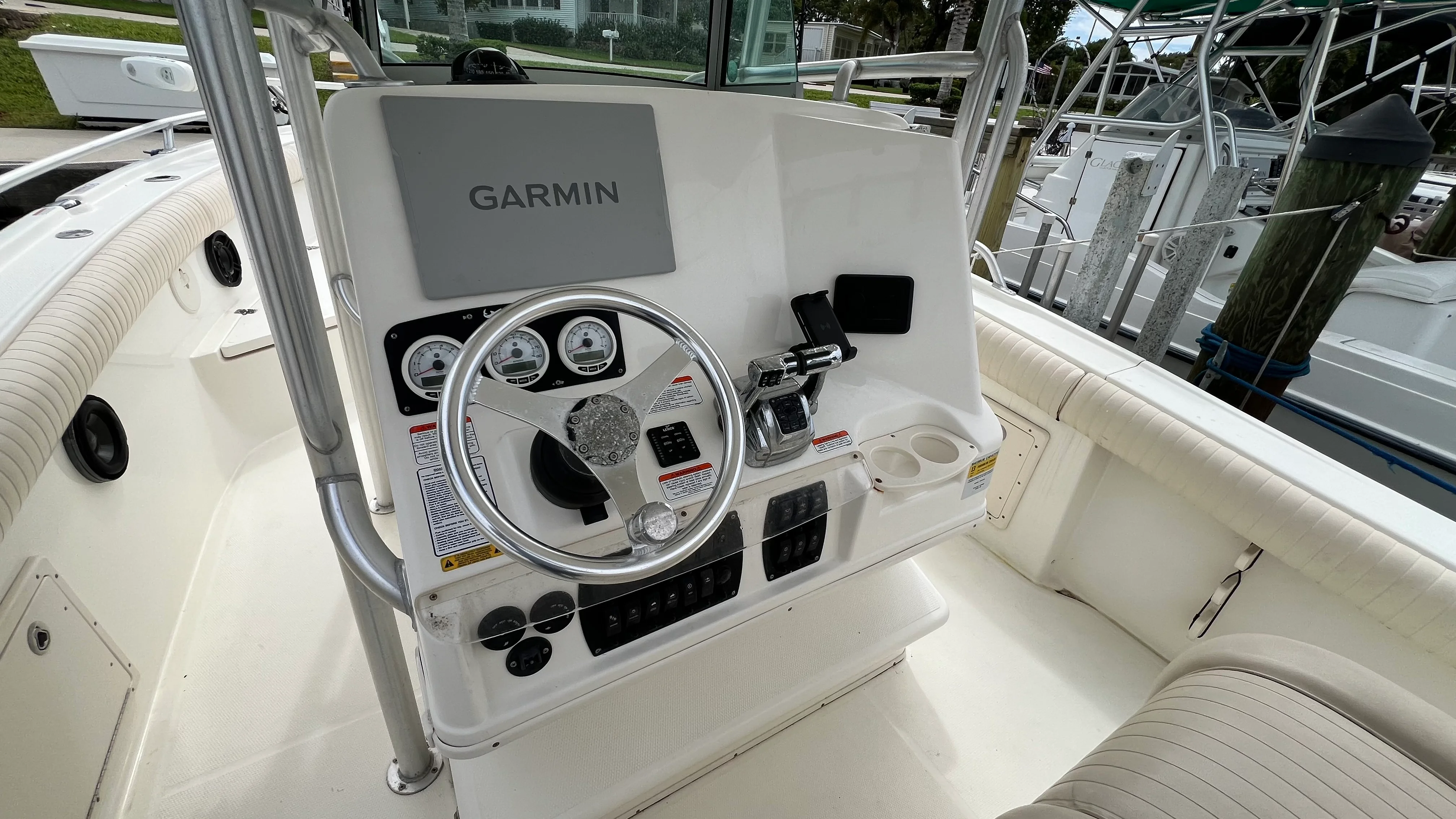 2014 Mako 284 CENTER CONSOLE Image Thumbnail #17